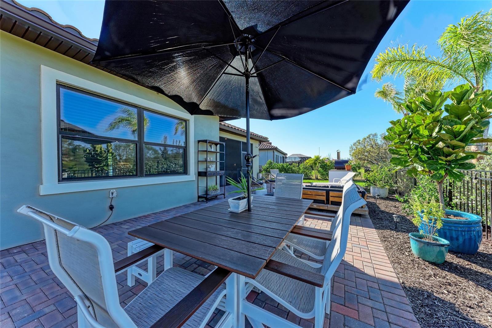 Image 59 of 95 For 2322 5th Street E