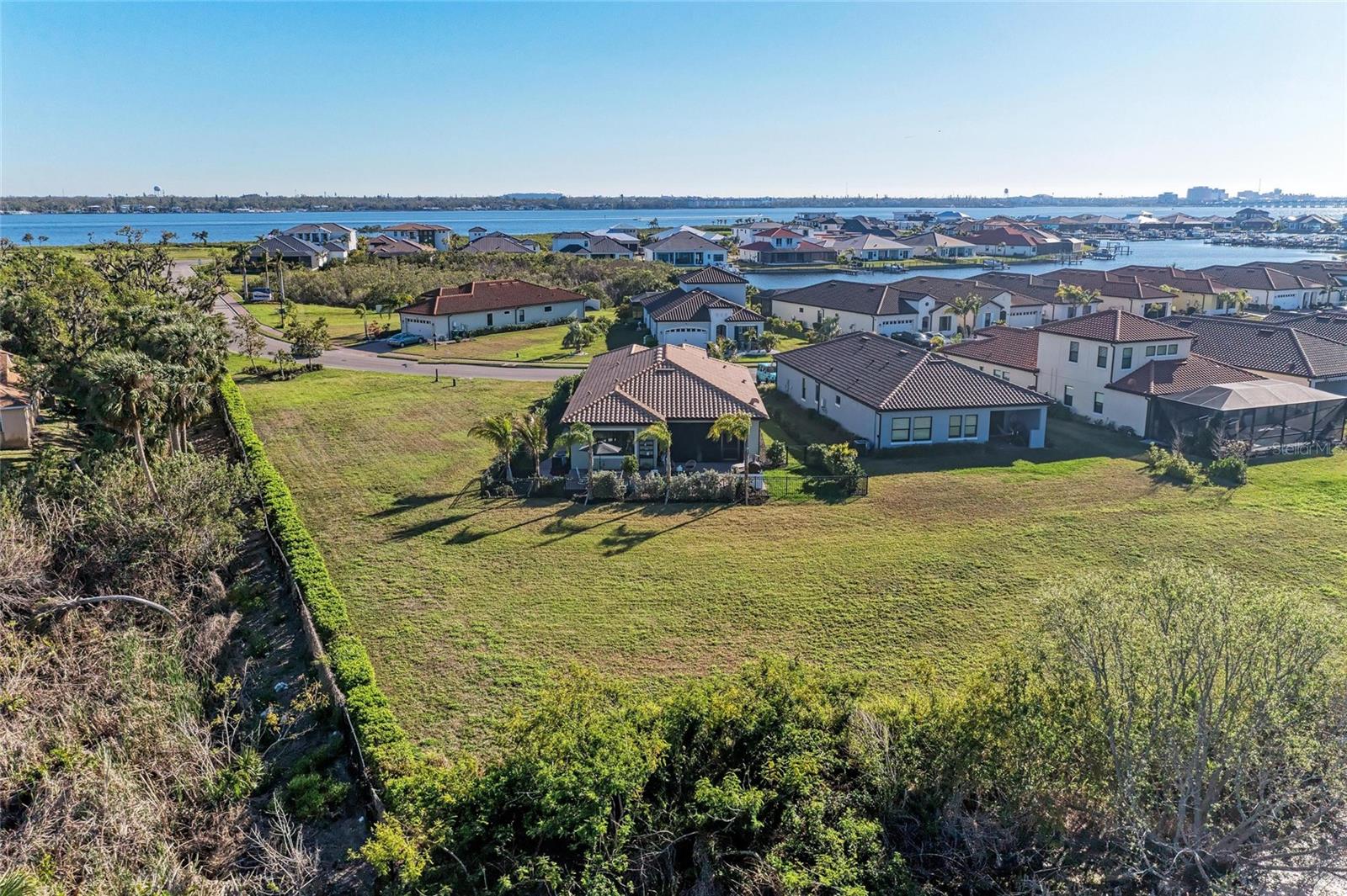 Image 66 of 95 For 2322 5th Street E