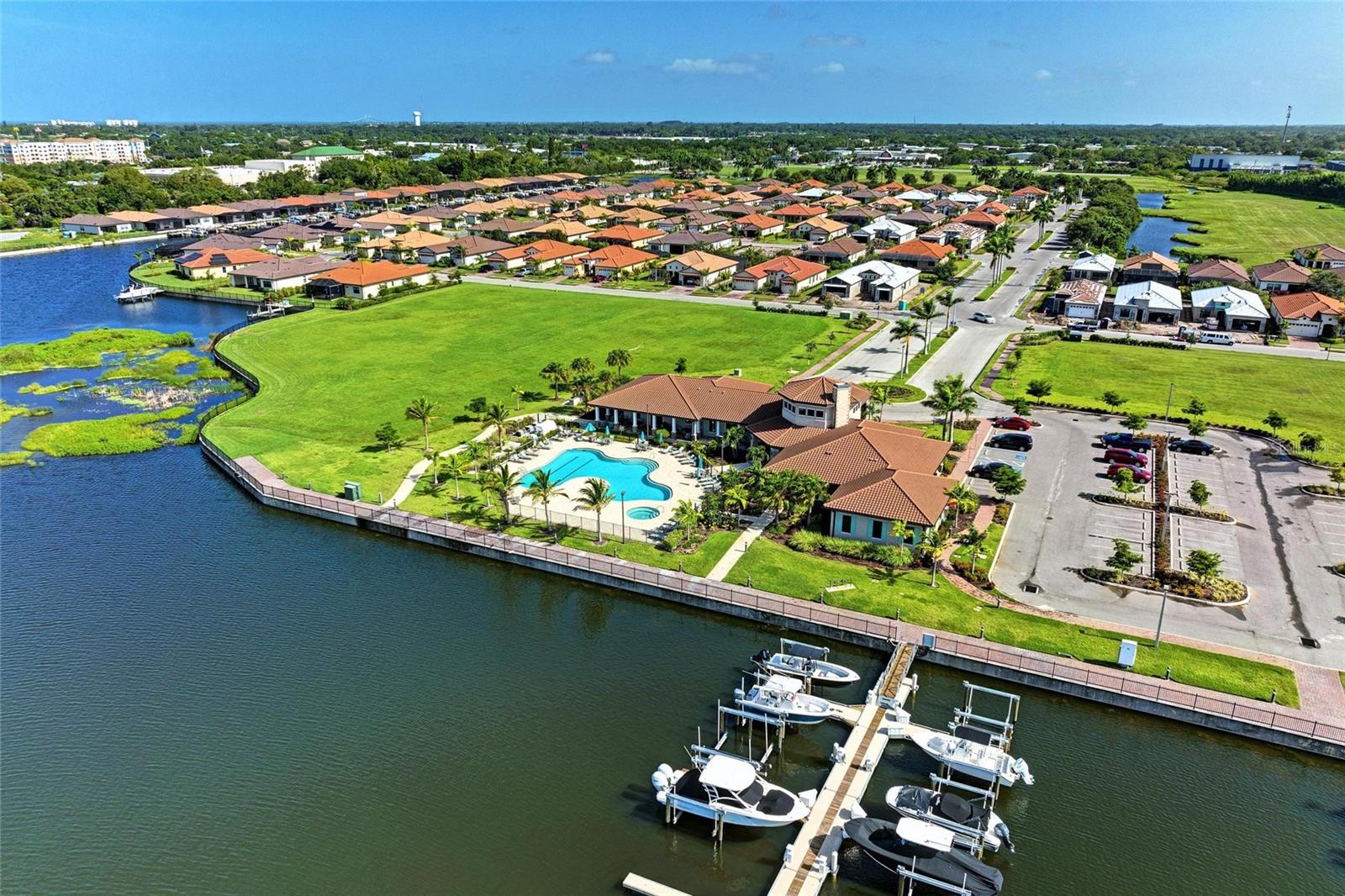 Image 90 of 95 For 2322 5th Street E