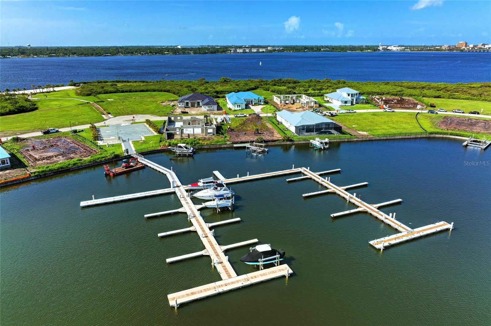 Image 93 of 95 For 2322 5th Street E