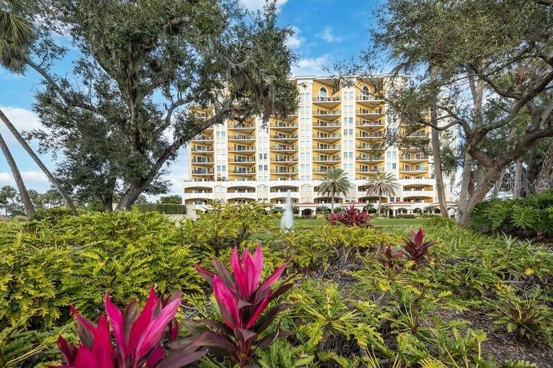 Image 2 of 28 For 501 Haben Boulevard 704