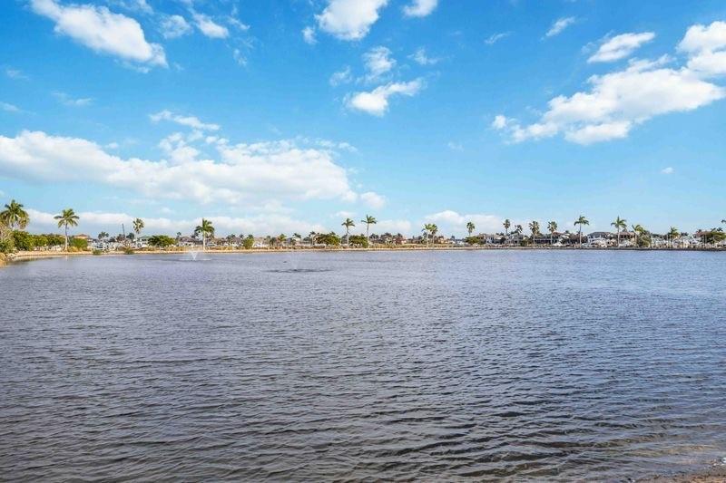 Image 27 of 28 For 501 Haben Boulevard 704