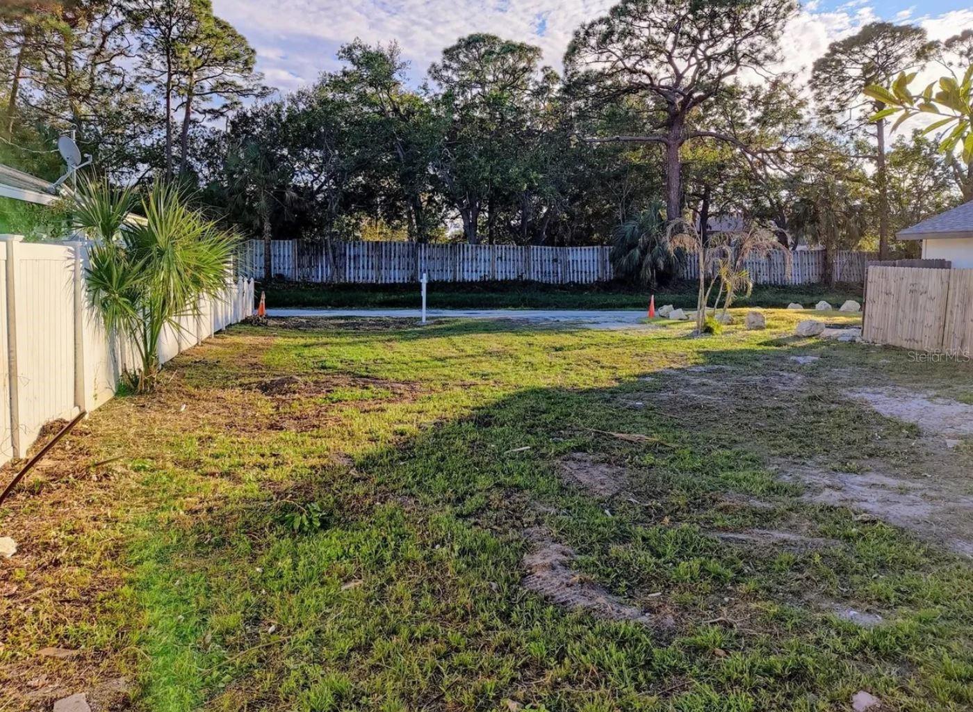 Image 7 of 12 For 0 Benson Street