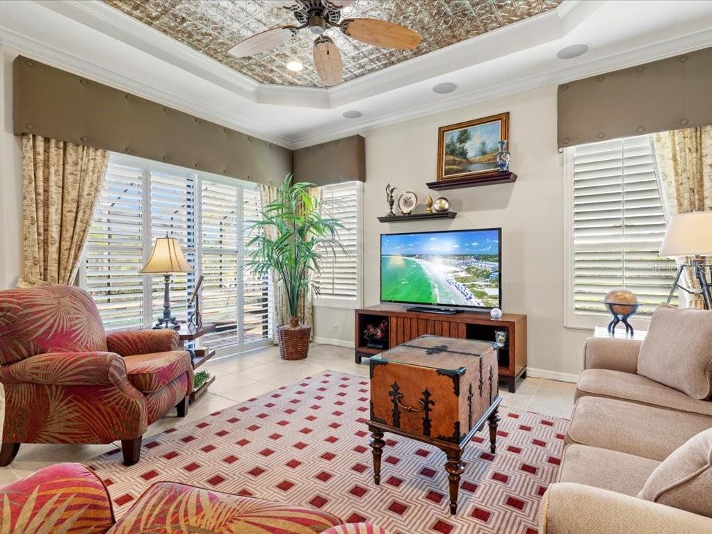 Image 20 of 95 For 13644 Brilliante Drive