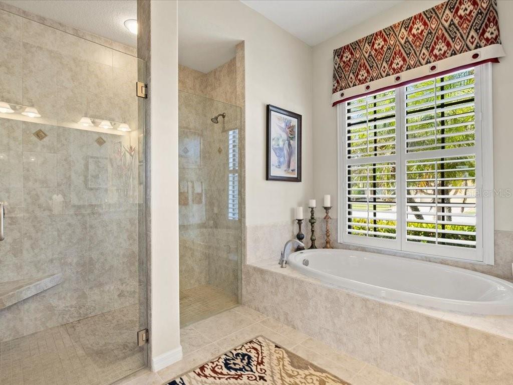 Image 28 of 95 For 13644 Brilliante Drive