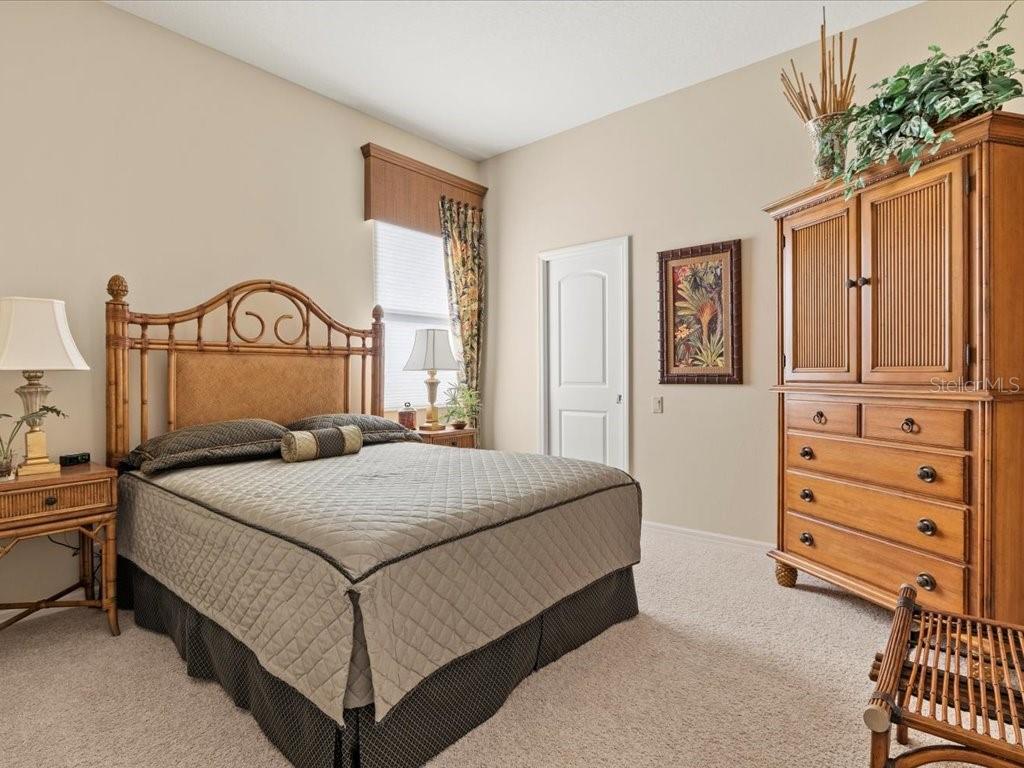 Image 29 of 95 For 13644 Brilliante Drive