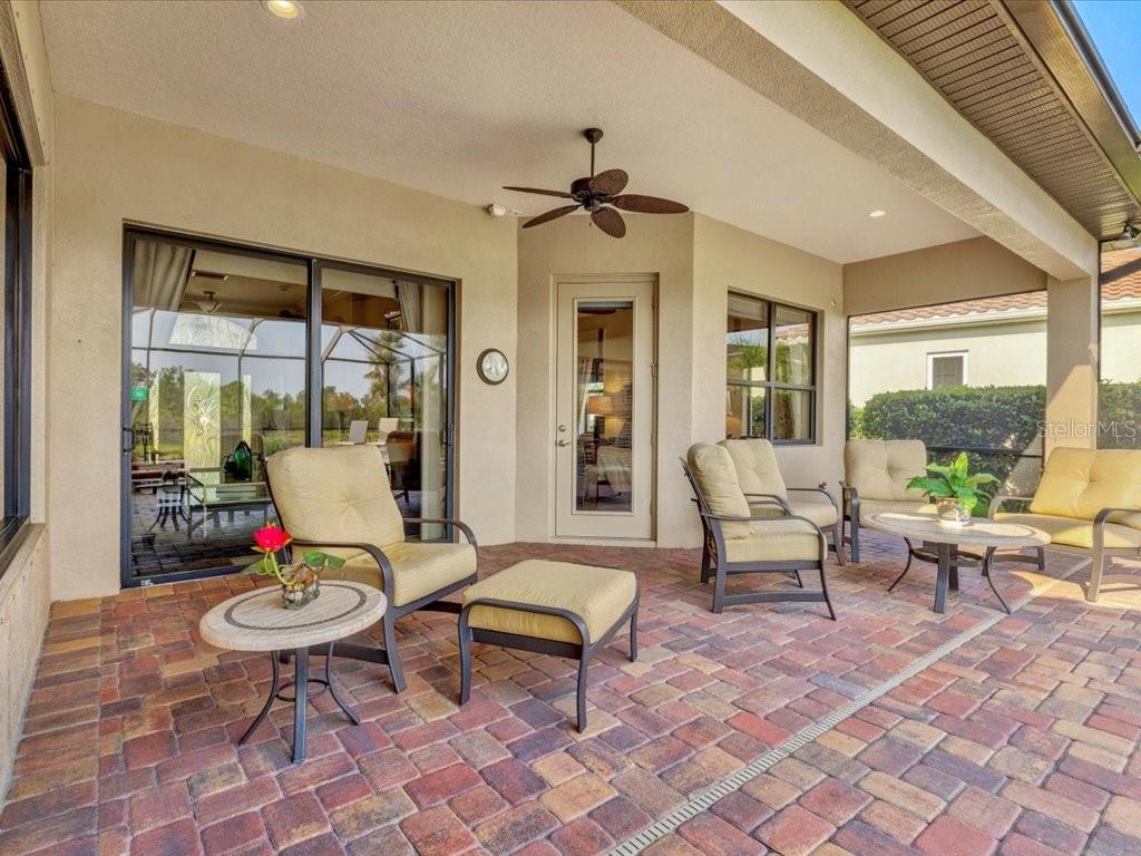 Image 39 of 95 For 13644 Brilliante Drive