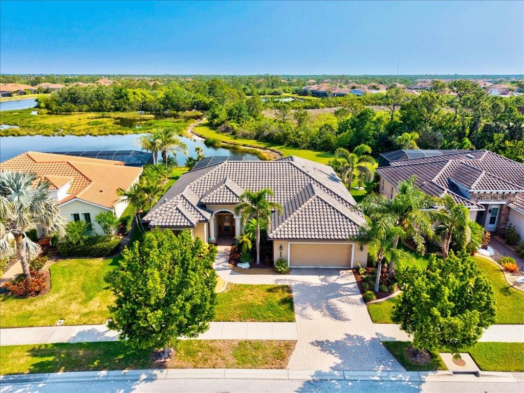 Image 49 of 95 For 13644 Brilliante Drive