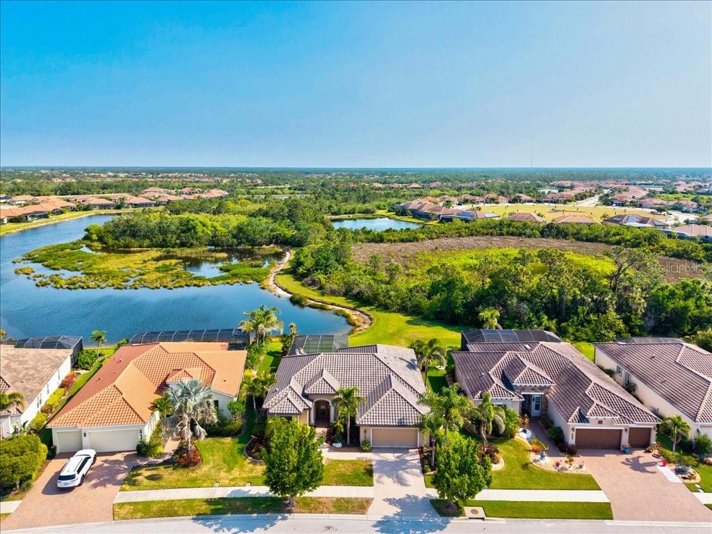 Image 50 of 95 For 13644 Brilliante Drive