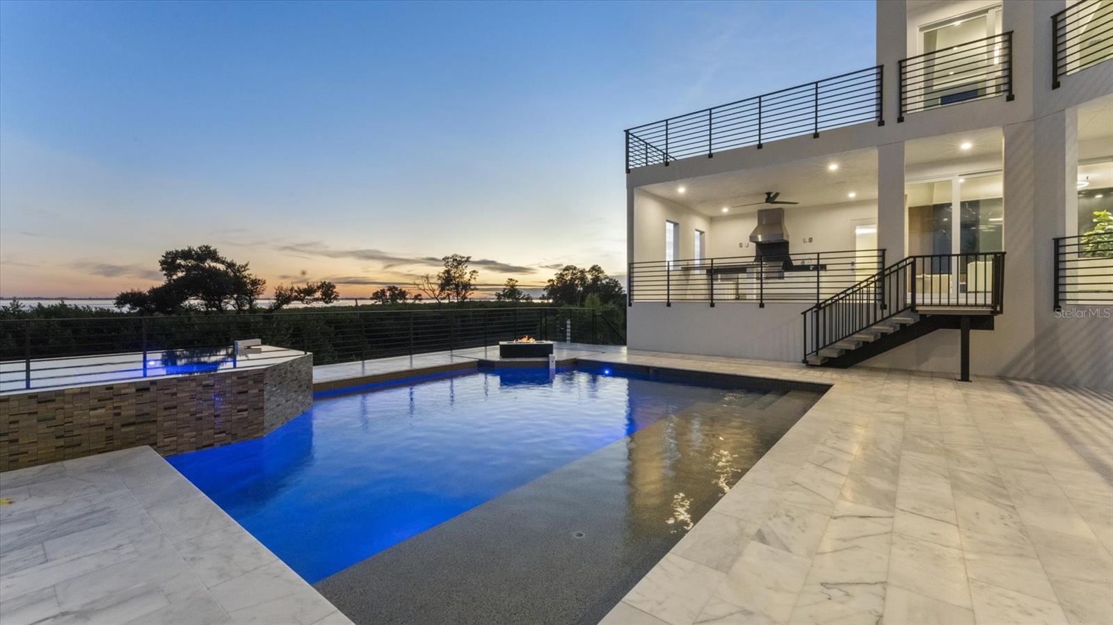 Image 18 of 99 For 5210 Inspiration Terrace