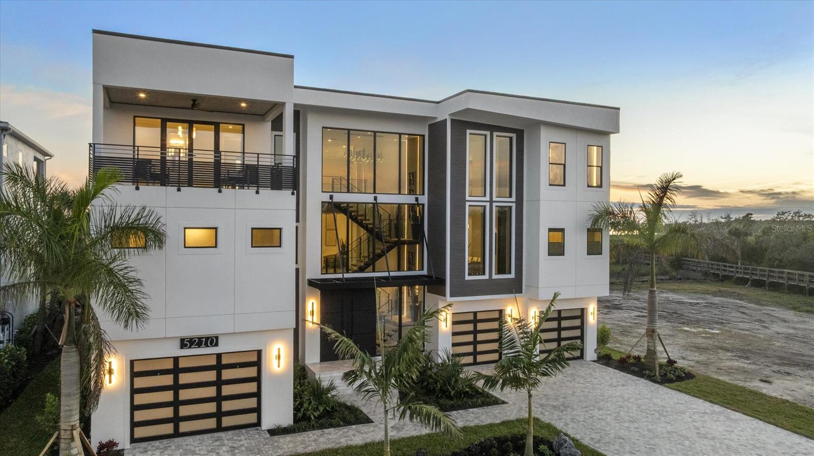 Image 3 of 99 For 5210 Inspiration Terrace