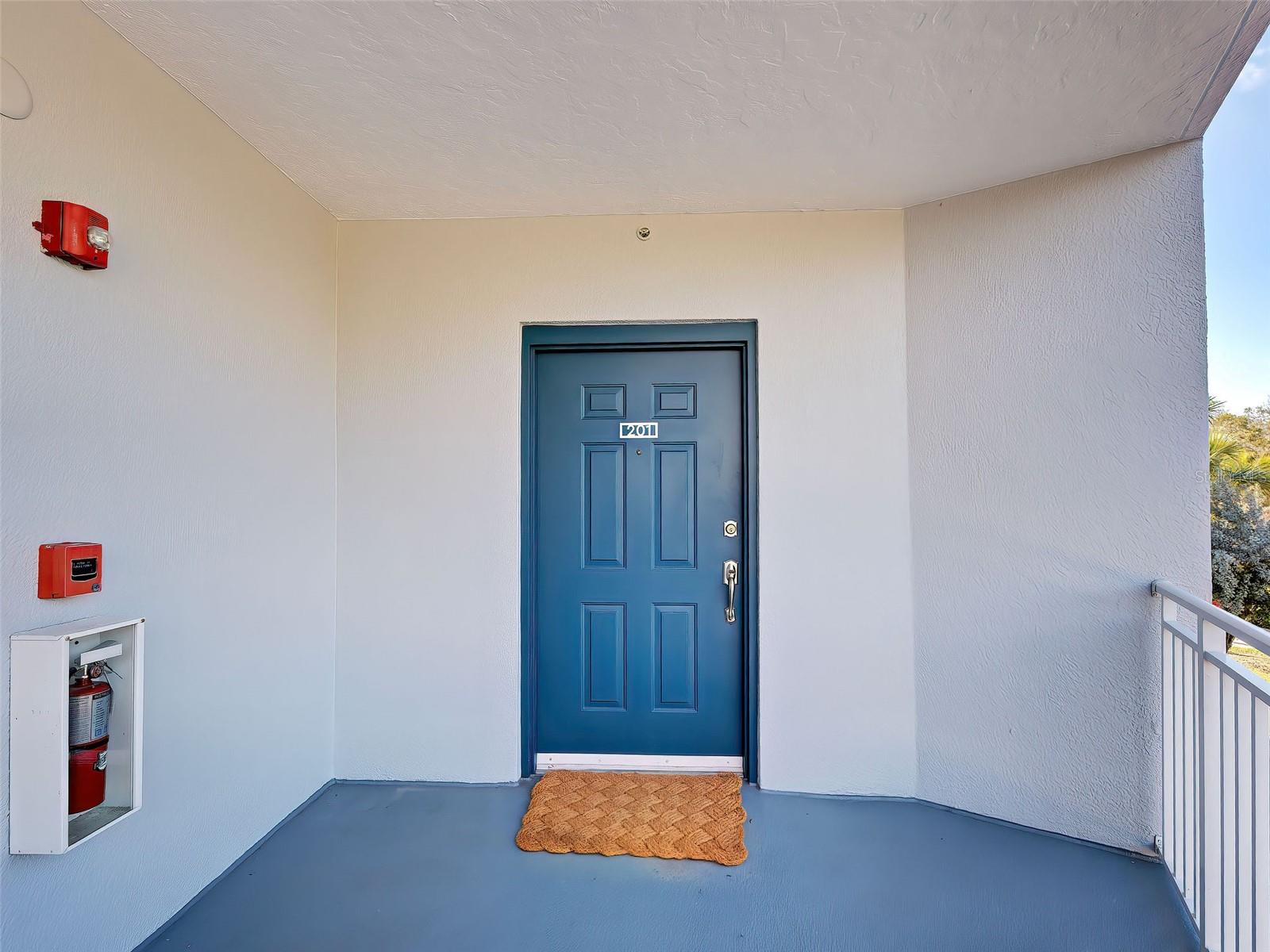 Image 2 of 65 For 516 Tamiami Trail S 201