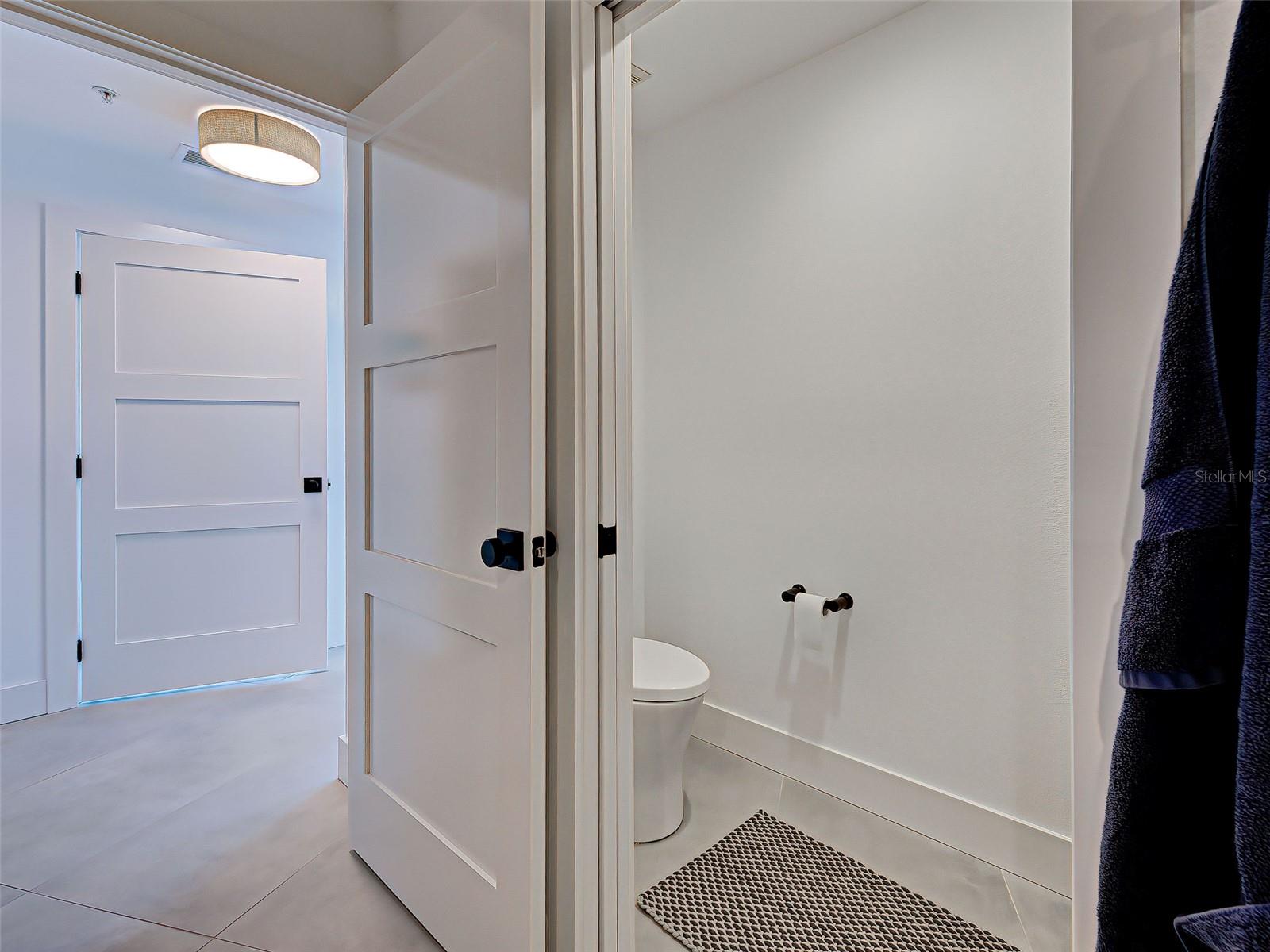 Image 38 of 65 For 516 Tamiami Trail S 201