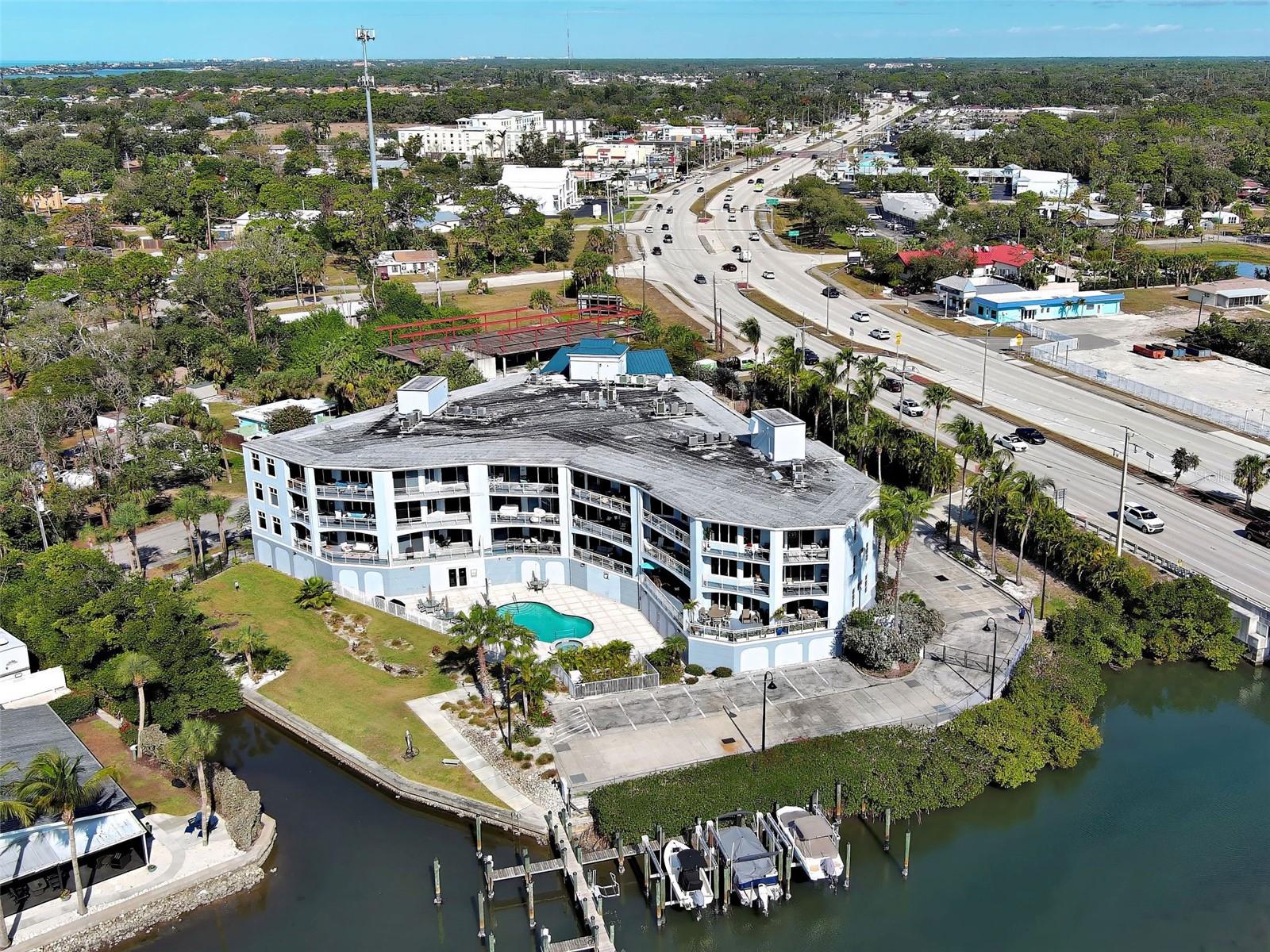 Image 62 of 65 For 516 Tamiami Trail S 201