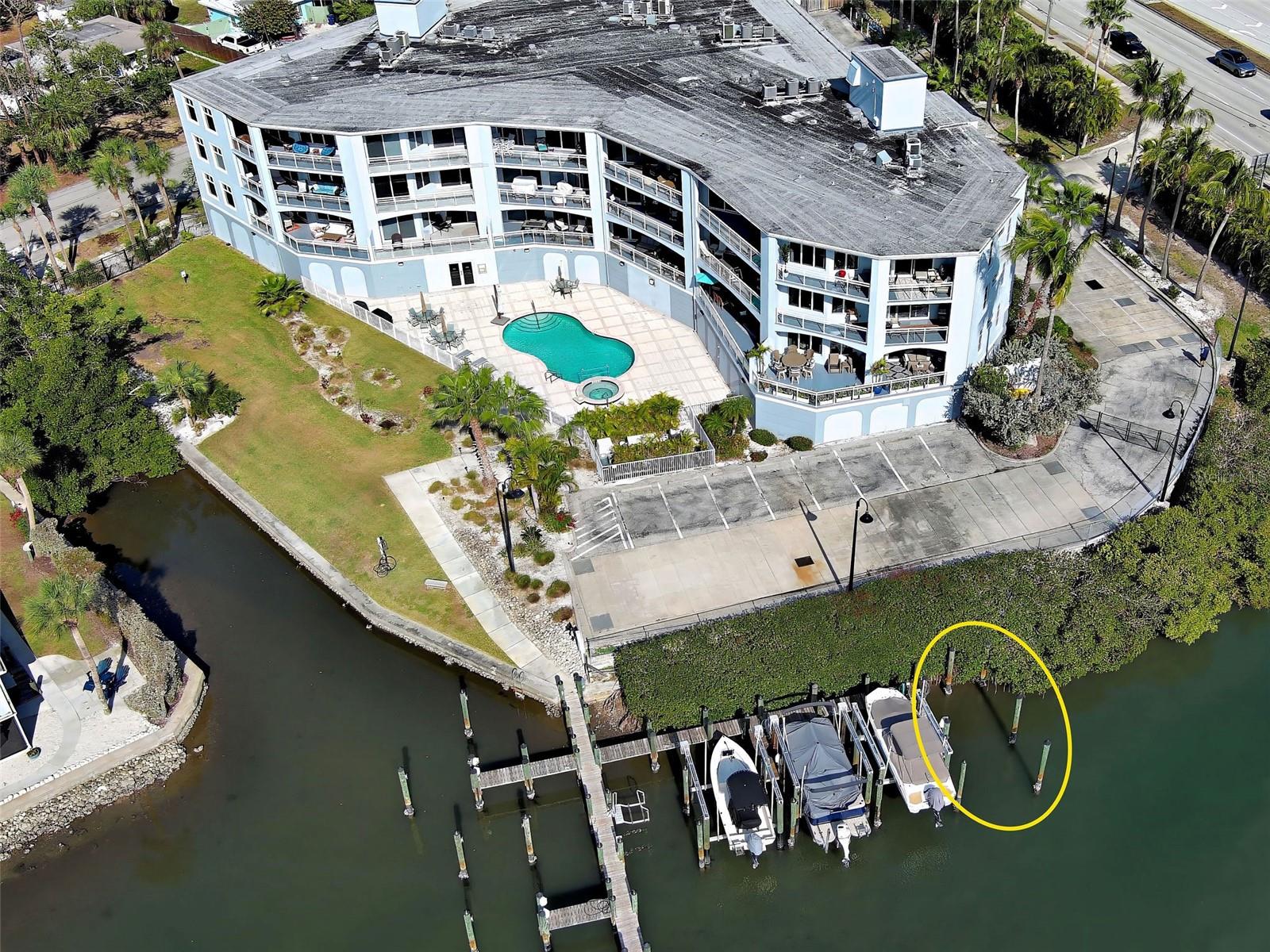 Image 7 of 65 For 516 Tamiami Trail S 201