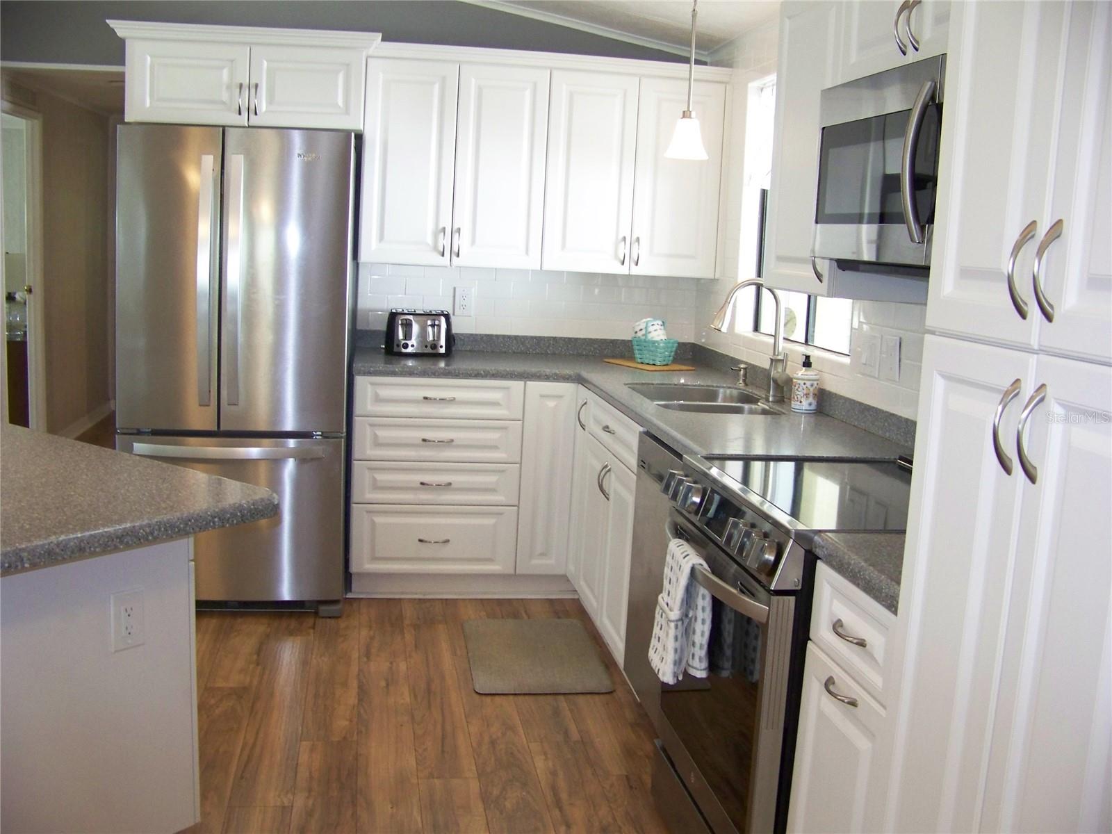 Image 19 of 51 For 15550 Burnt Store Road 62