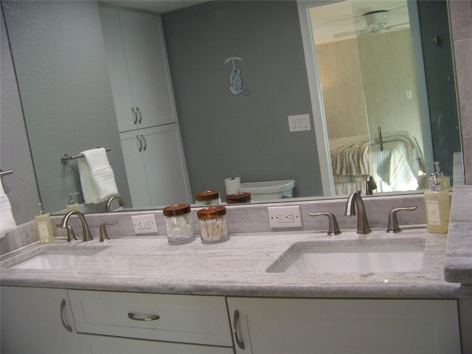 Image 28 of 51 For 15550 Burnt Store Road 62