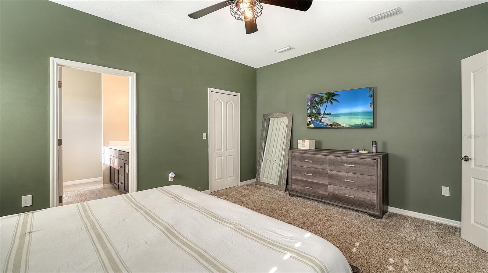 Image 15 of 42 For 1318 Westover Avenue