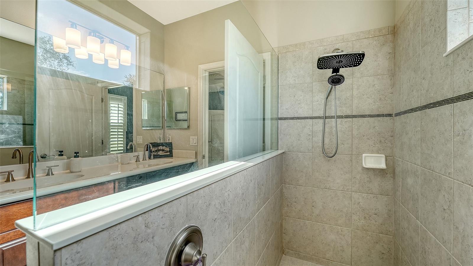 Image 17 of 42 For 1318 Westover Avenue