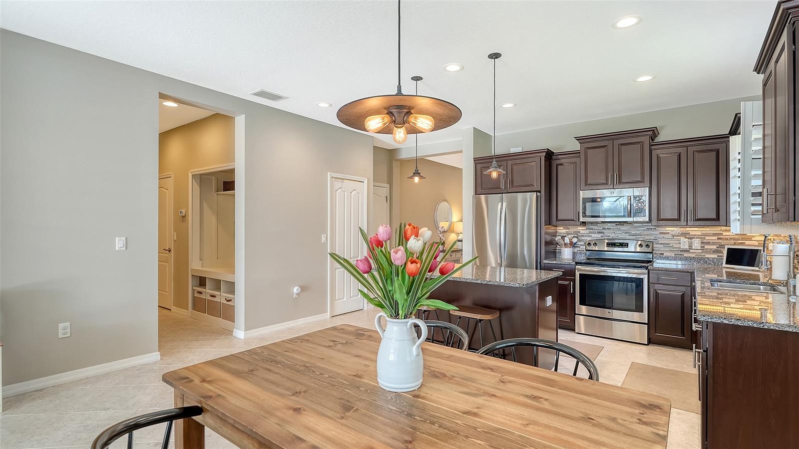 Image 6 of 42 For 1318 Westover Avenue