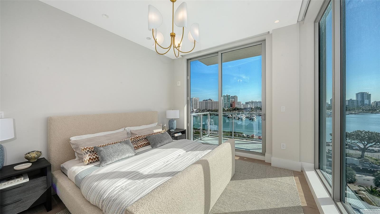 Image 10 of 39 For 253 Golden Gate Point 701