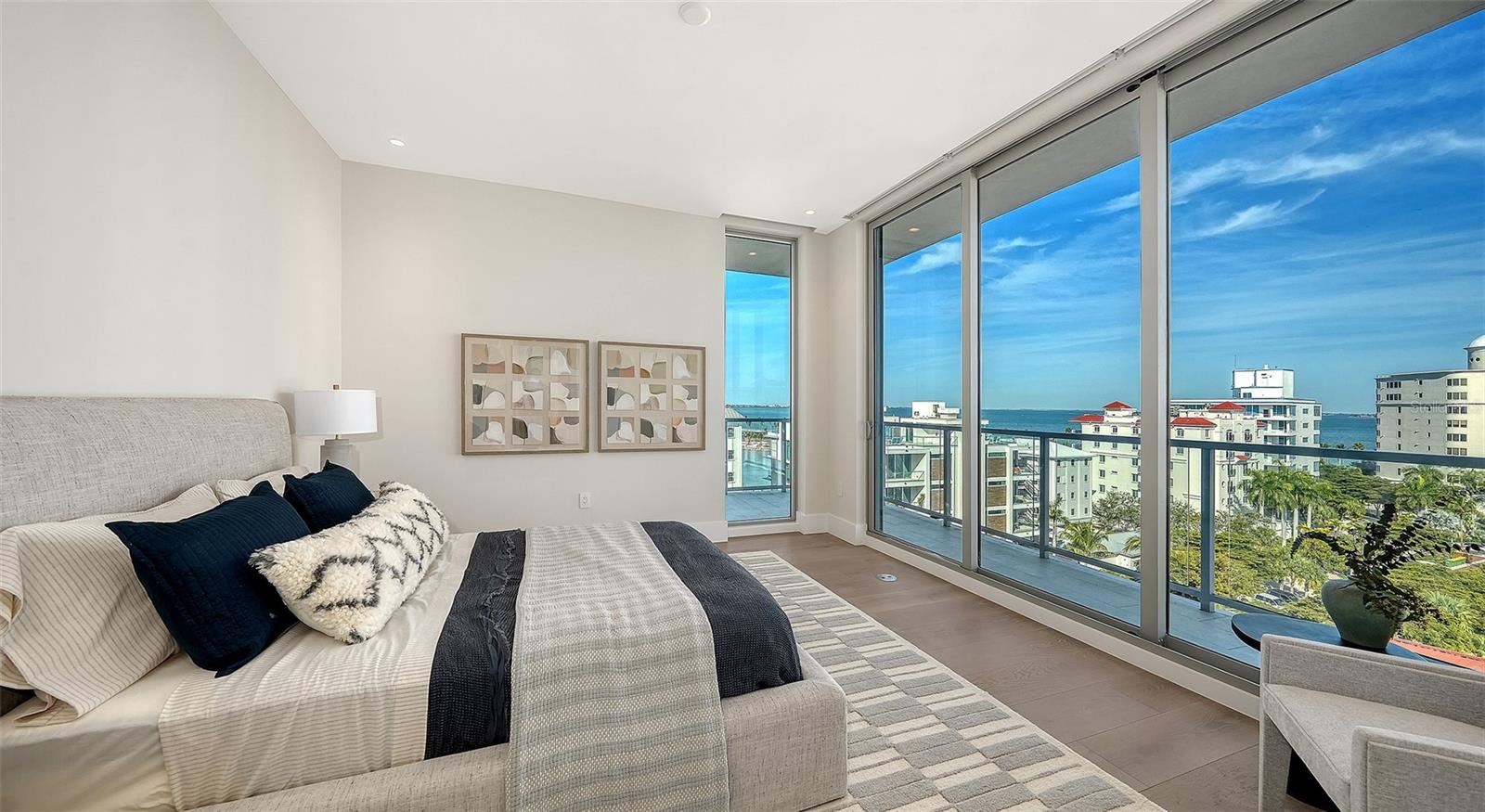 Image 19 of 39 For 253 Golden Gate Point 701