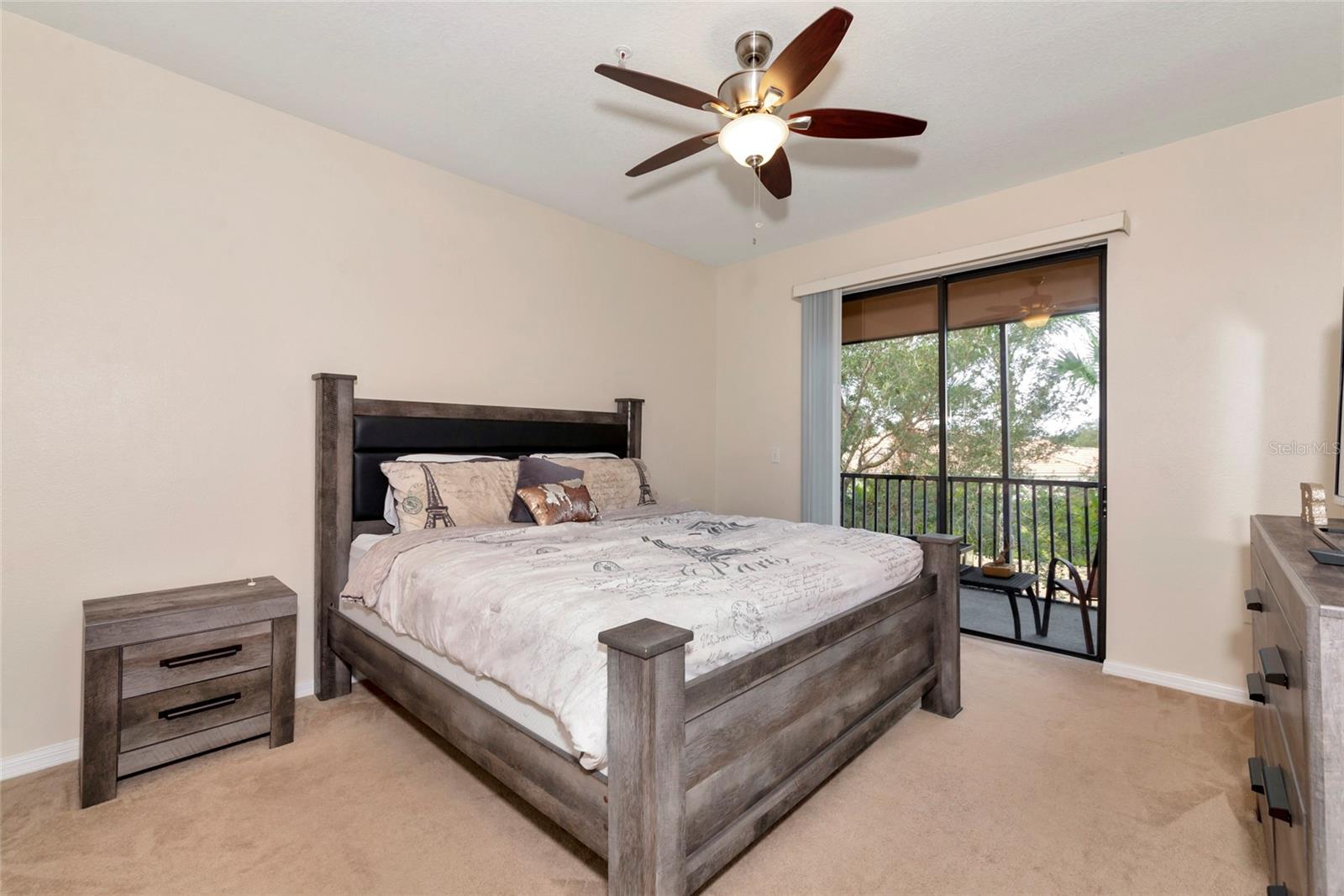 Image 15 of 28 For 4134 Via Piedra Circle 2-204