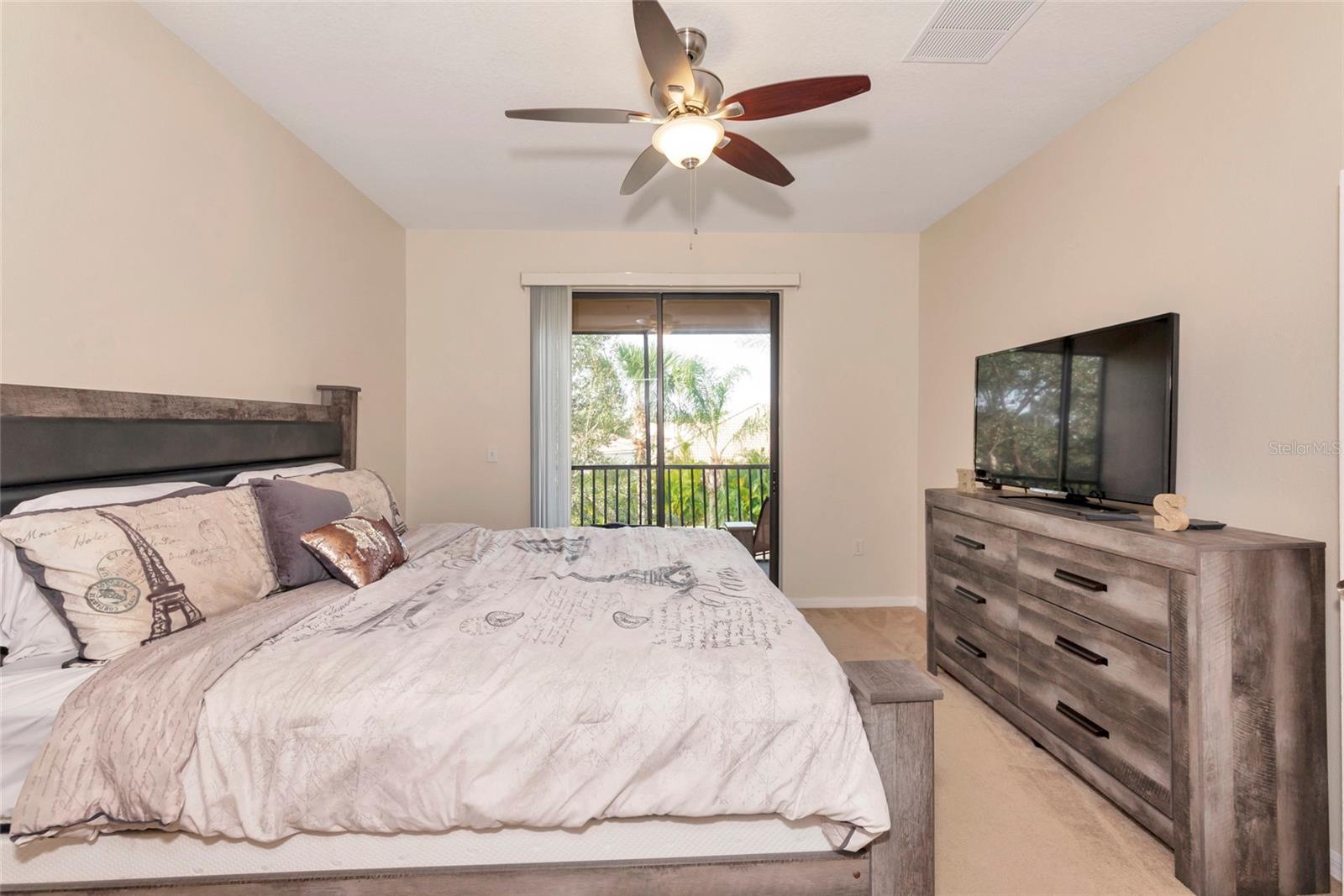 Image 17 of 28 For 4134 Via Piedra Circle 2-204