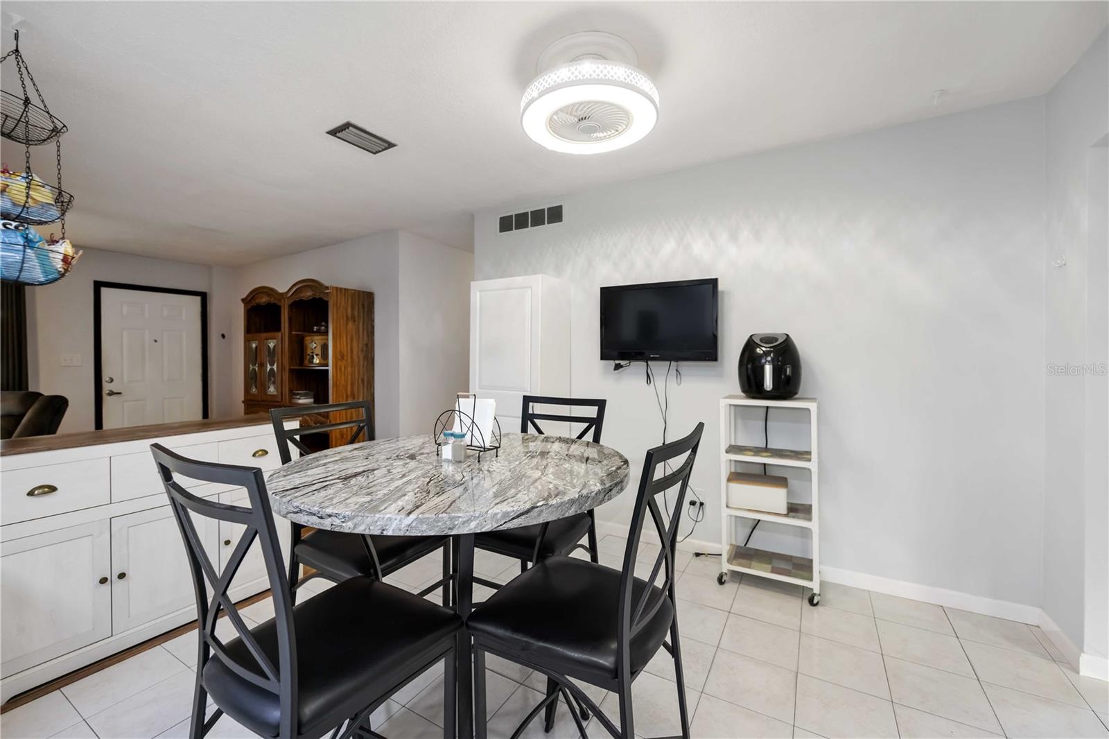 Image 11 of 30 For 6723 Washington Place