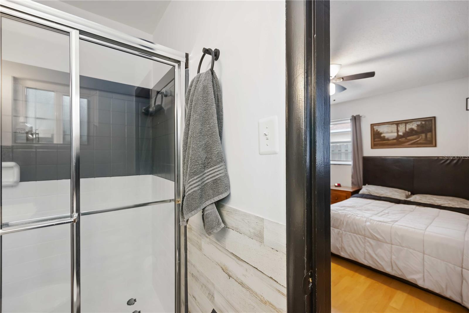 Image 17 of 30 For 6723 Washington Place