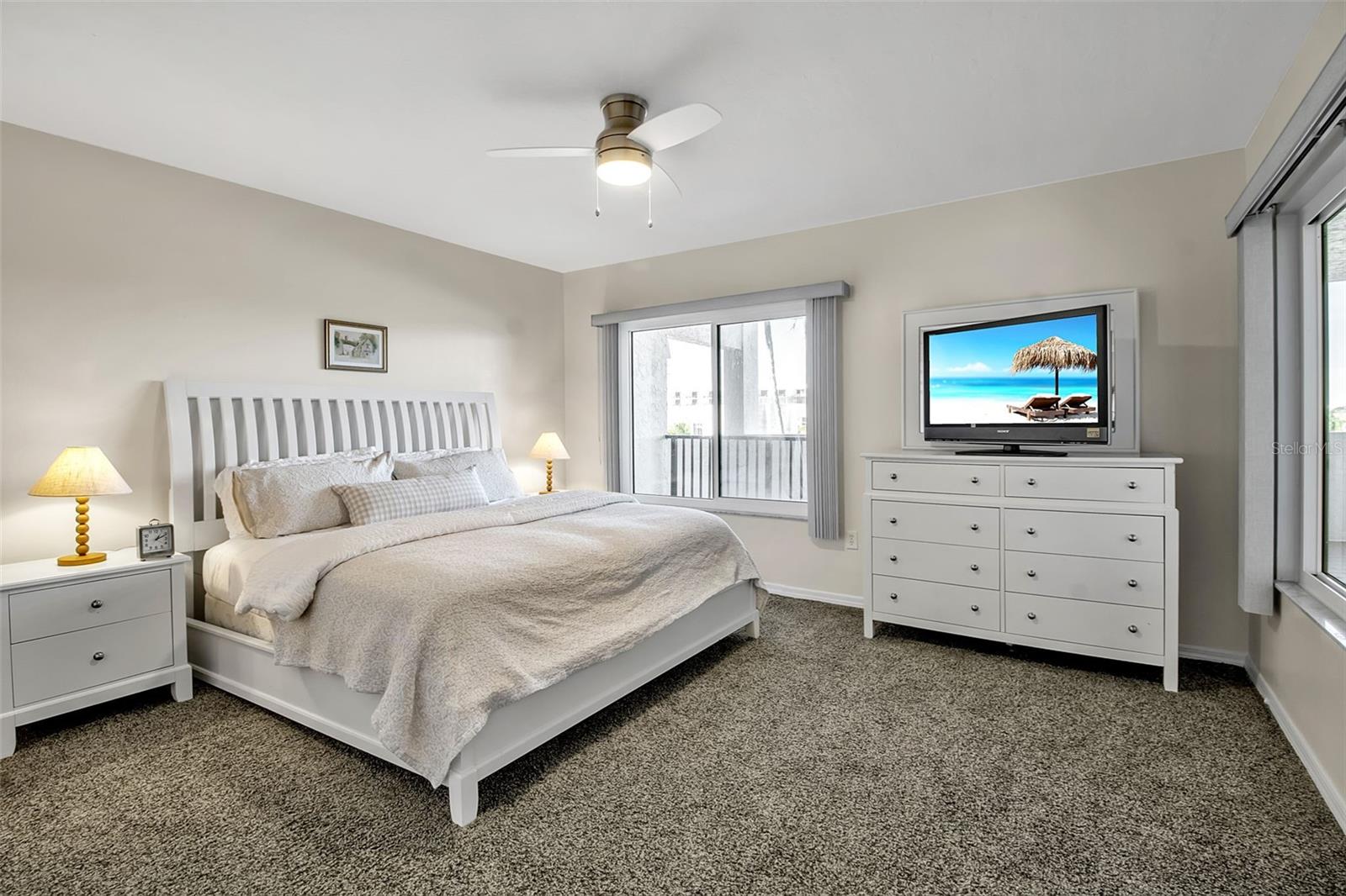 Image 16 of 45 For 1485 Gulf Of Mexico Drive 303