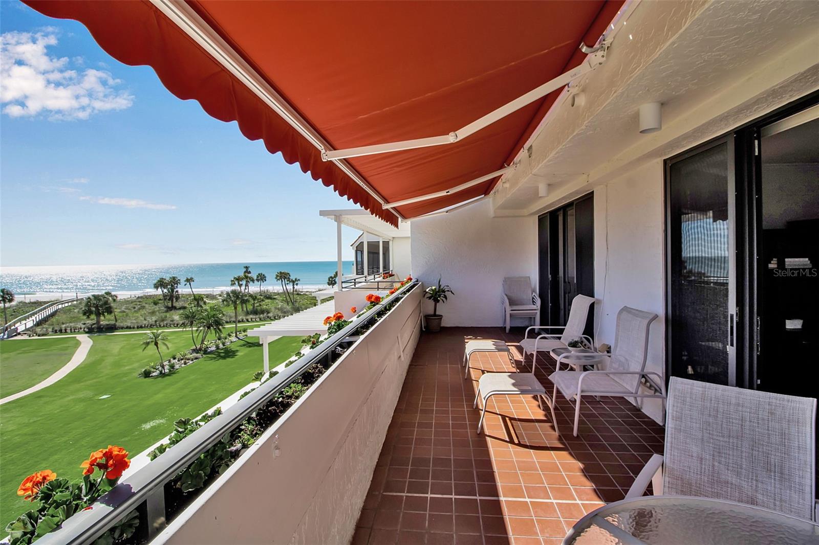 Image 22 of 45 For 1485 Gulf Of Mexico Drive 303