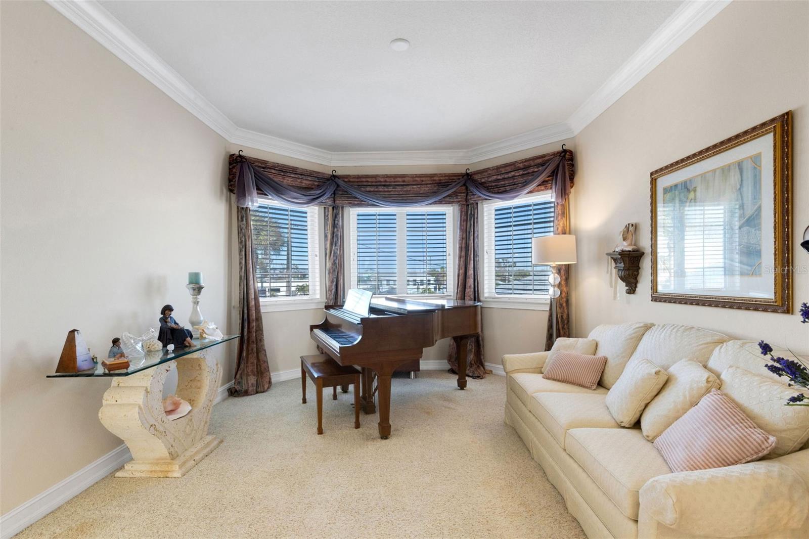 Image 21 of 71 For 13423 Gulf Lane