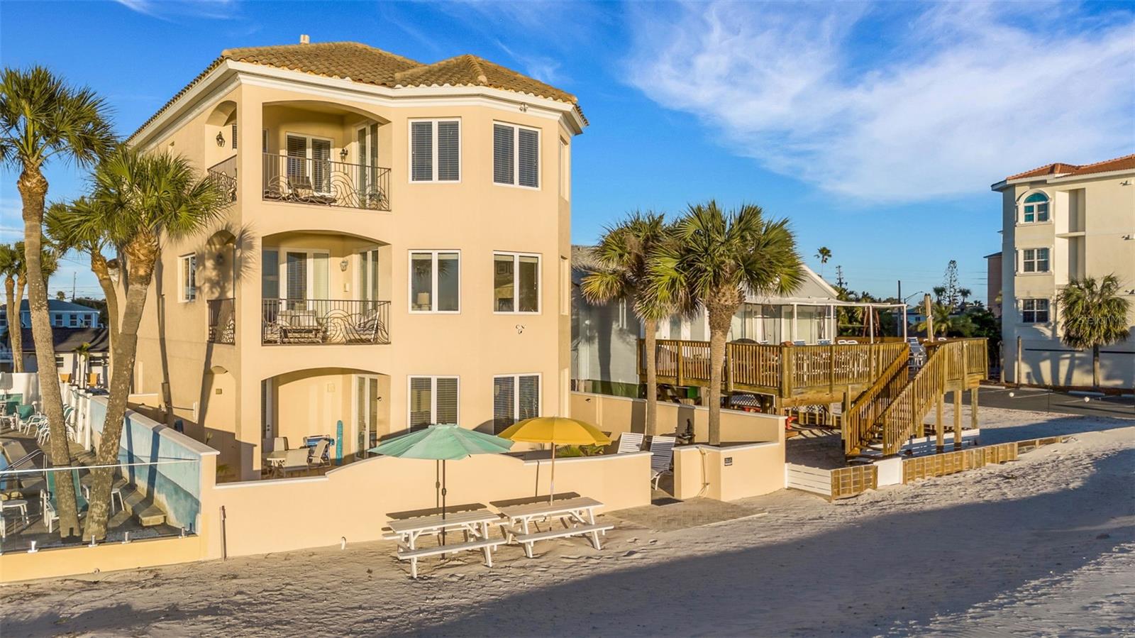 Image 3 of 71 For 13423 Gulf Lane