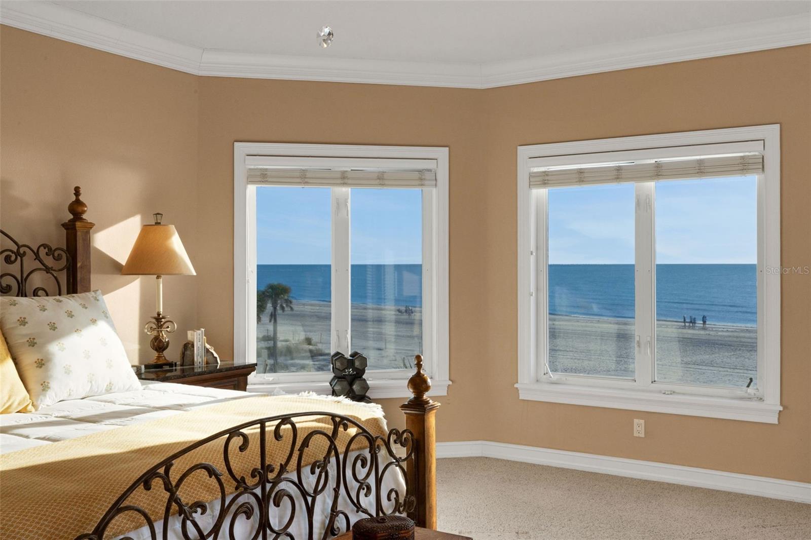 Image 32 of 71 For 13423 Gulf Lane