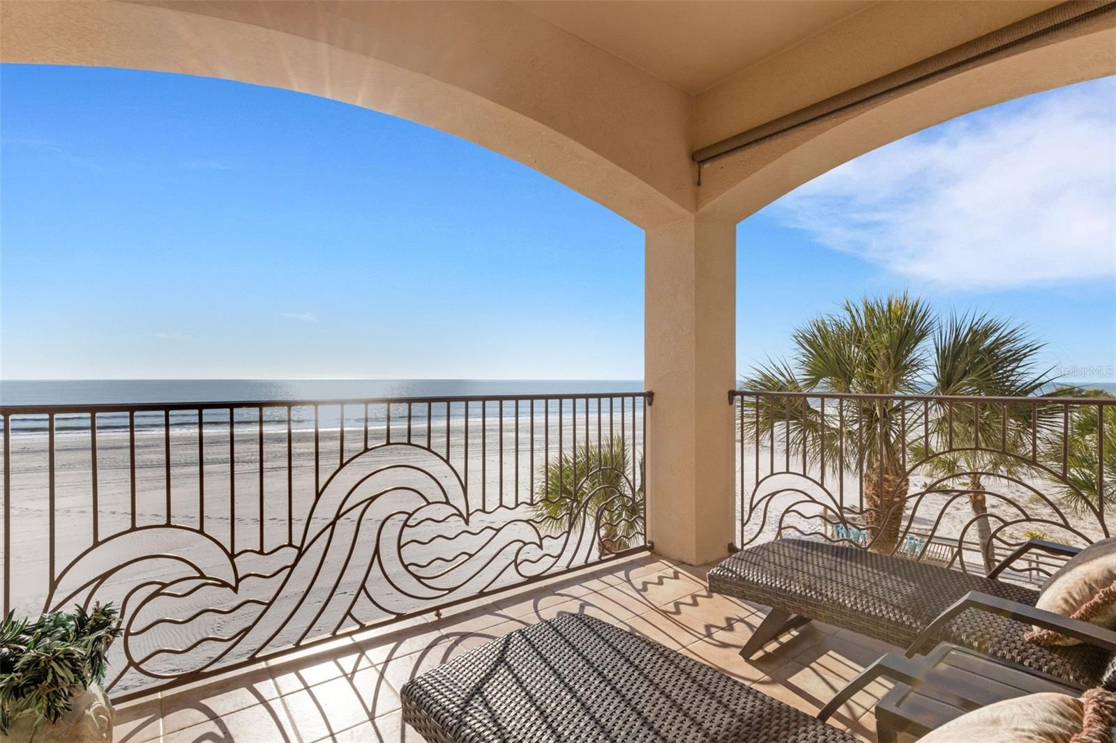 Image 36 of 71 For 13423 Gulf Lane