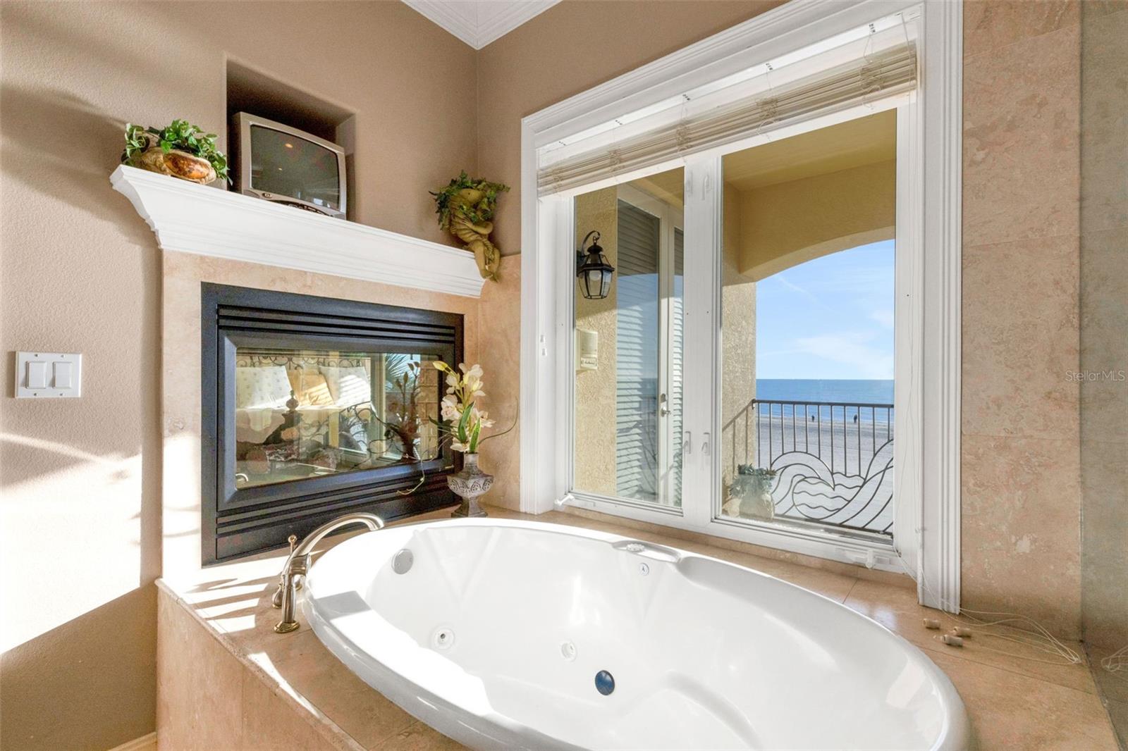 Image 42 of 71 For 13423 Gulf Lane