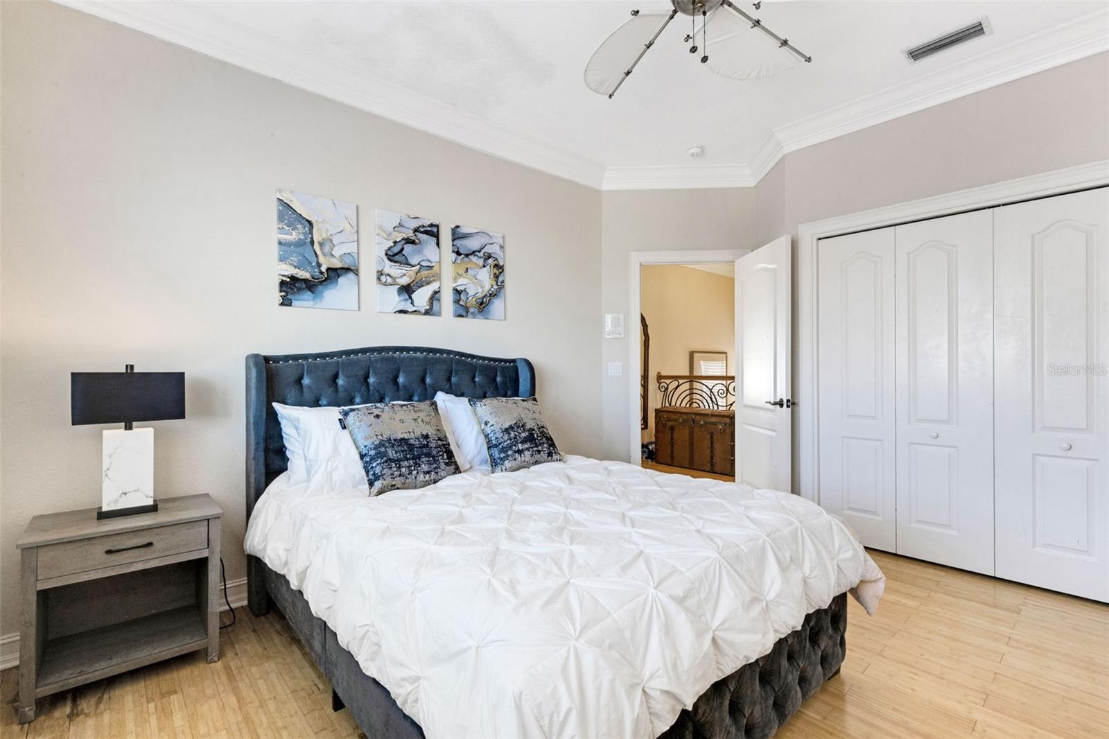 Image 46 of 71 For 13423 Gulf Lane