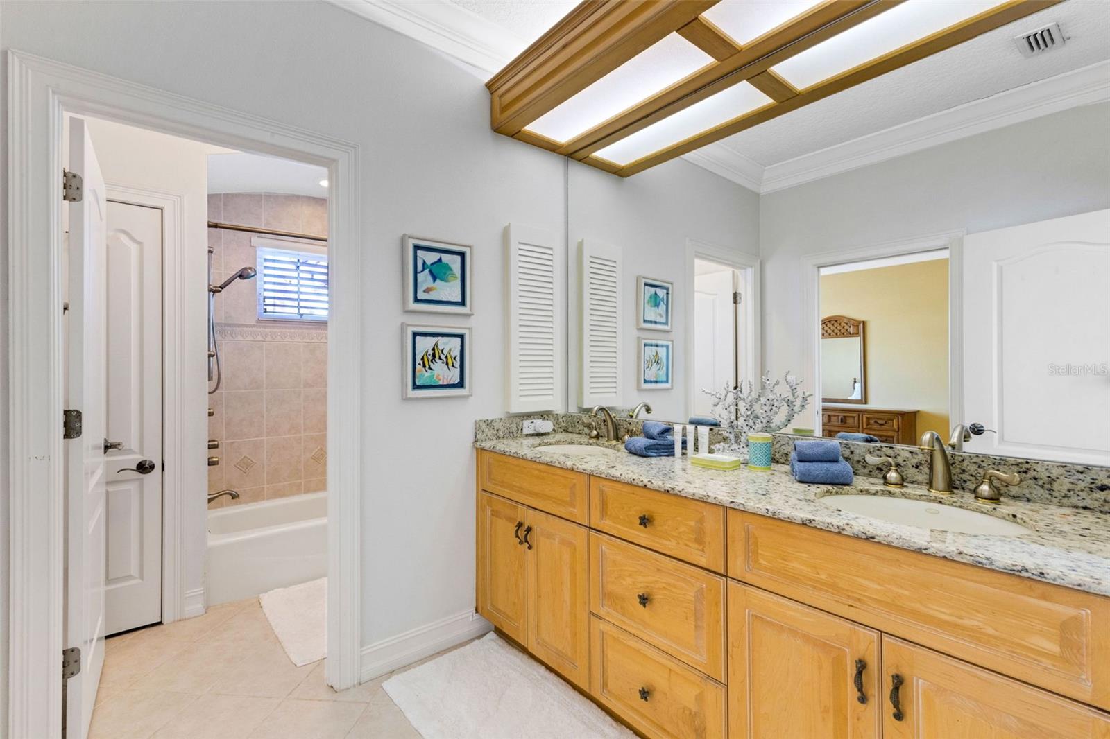 Image 49 of 71 For 13423 Gulf Lane