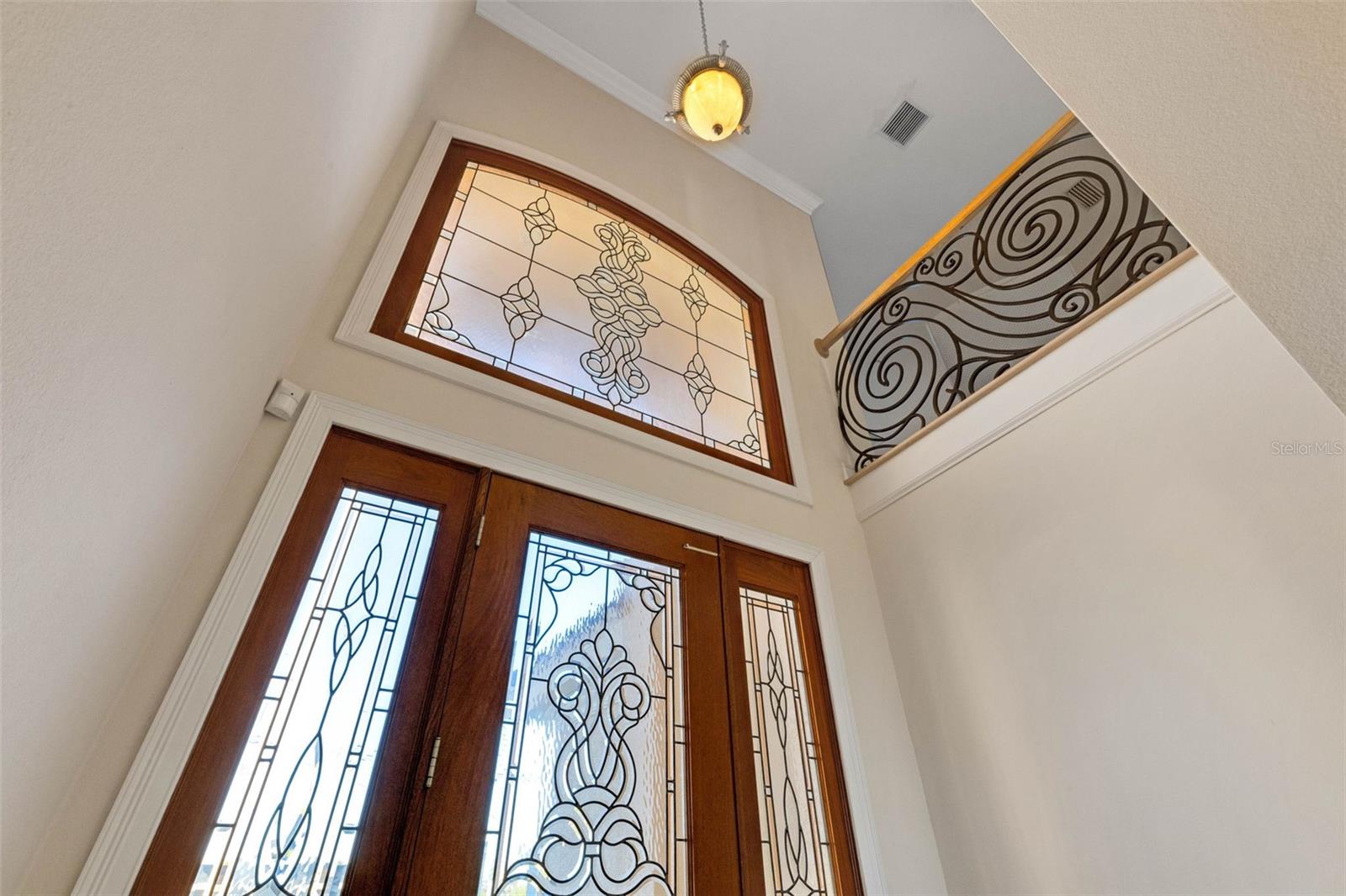 Image 5 of 71 For 13423 Gulf Lane