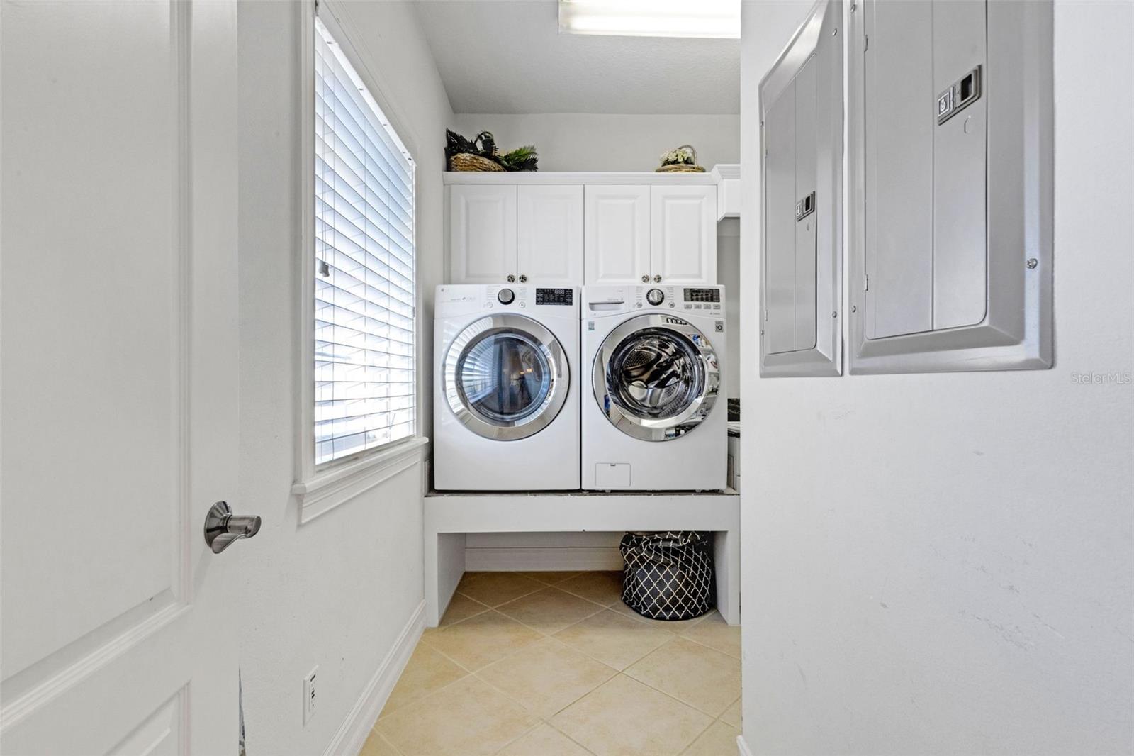 Image 57 of 71 For 13423 Gulf Lane