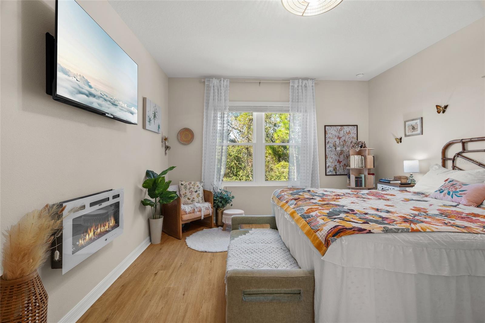 Image 19 of 37 For 6500 Calypso Coral Lane