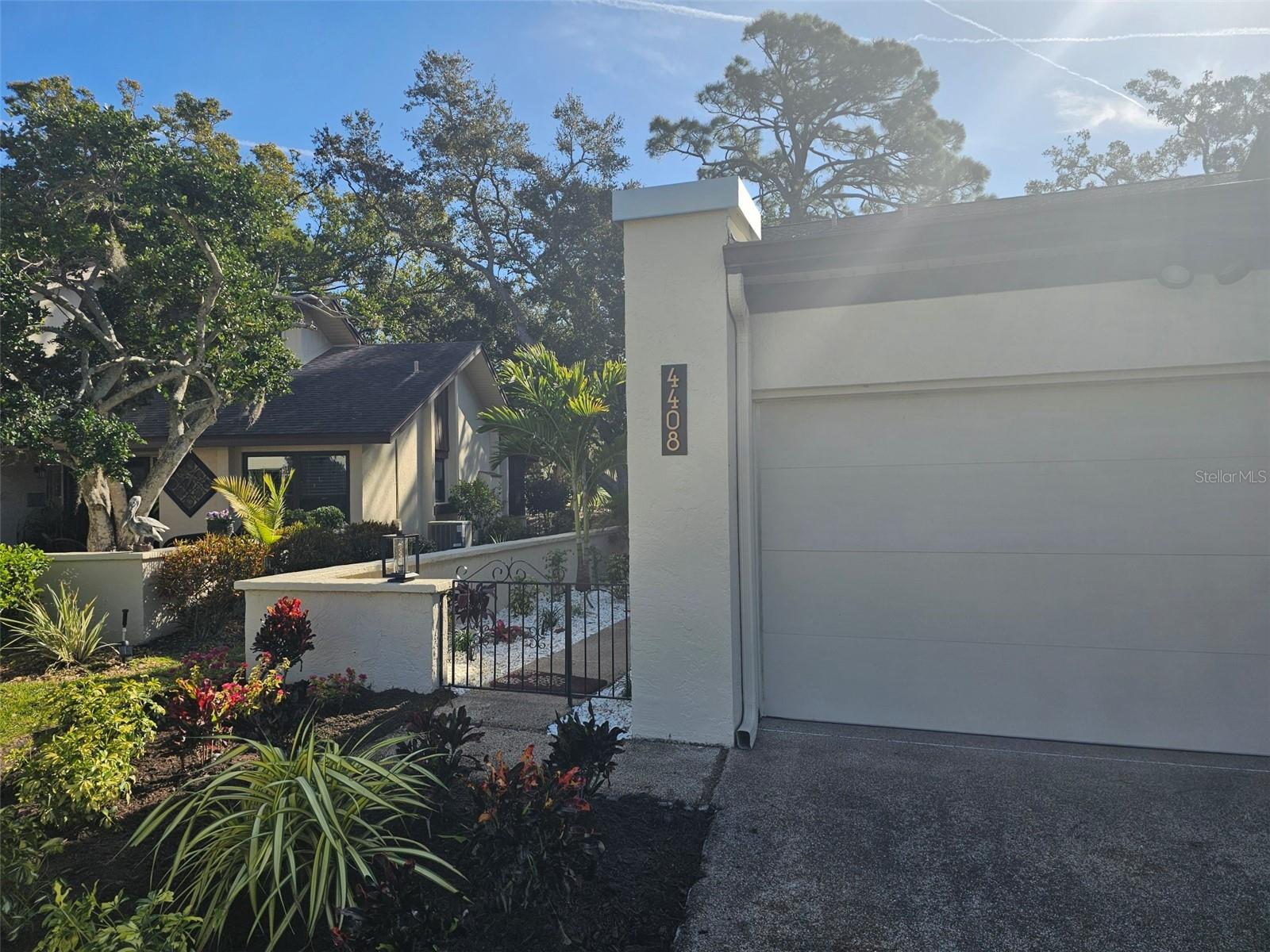 Image 2 of 57 For 4408 La Jolla Drive 19a