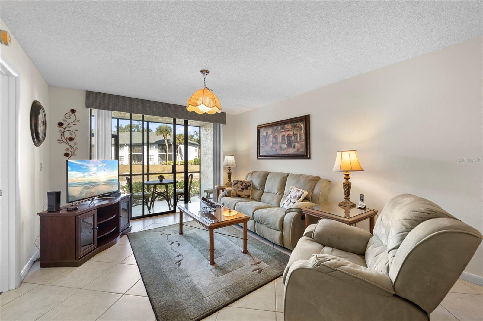 Image 16 of 35 For 4310 46 Ave Avenue W 103