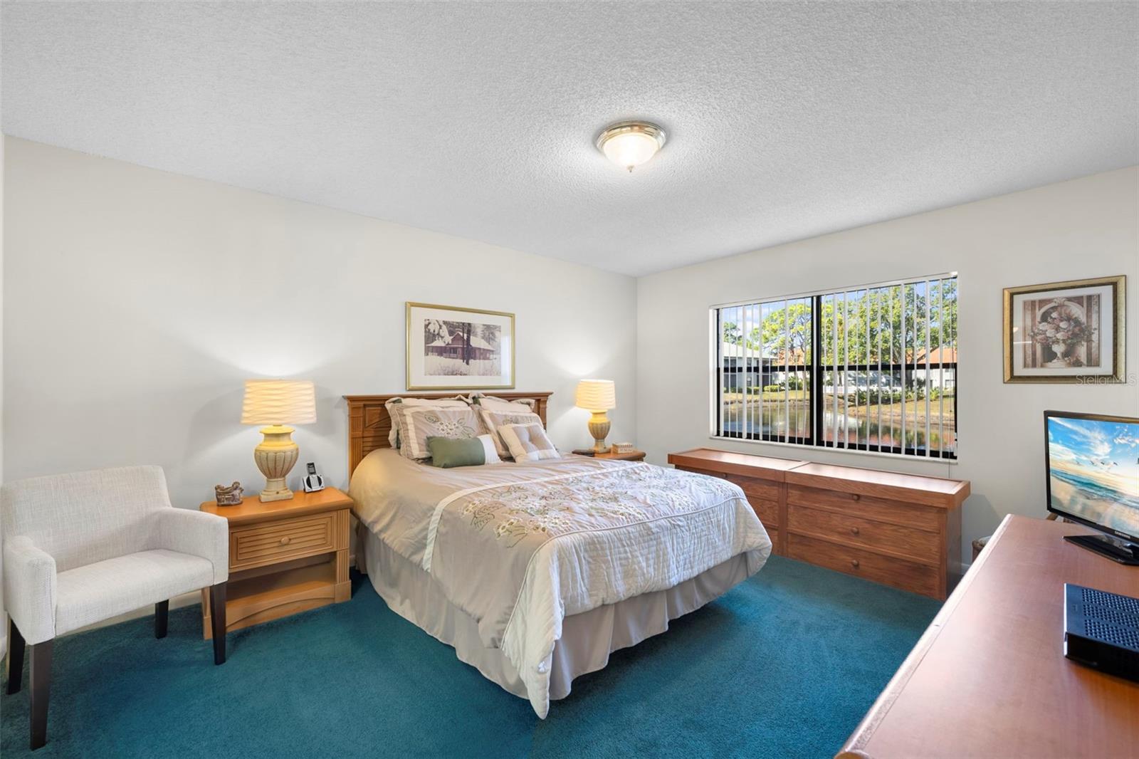 Image 18 of 35 For 4310 46 Ave Avenue W 103