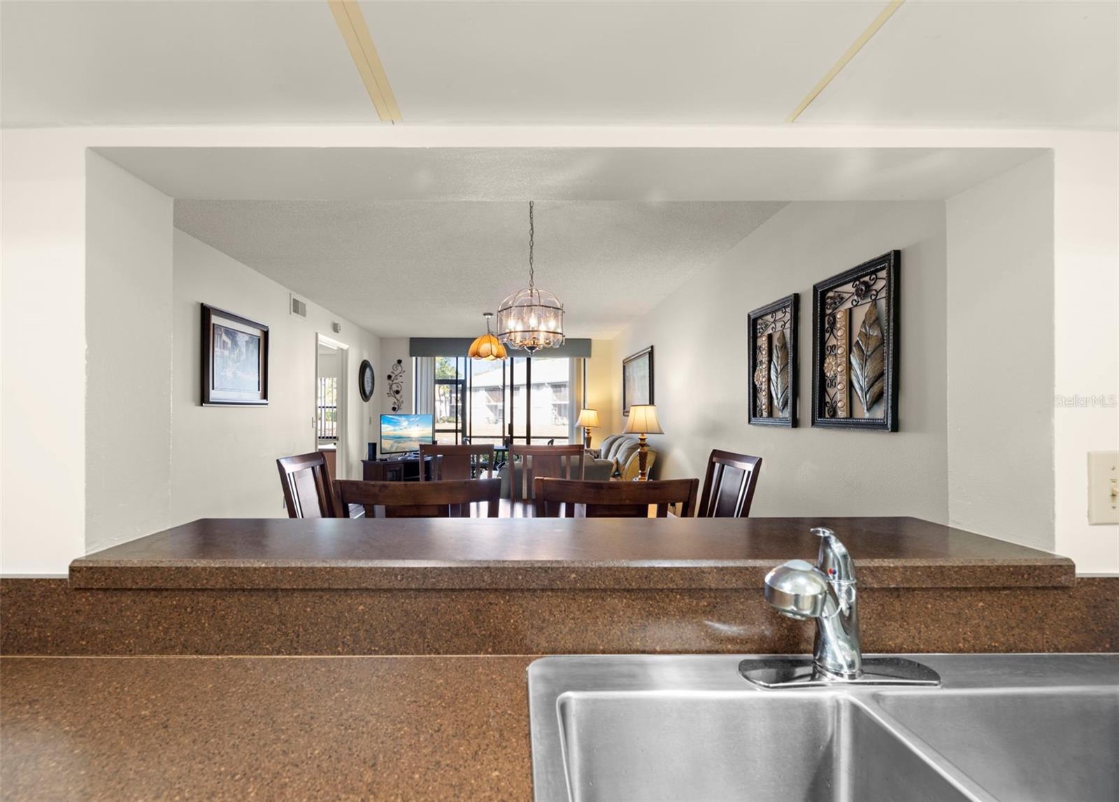 Image 24 of 35 For 4310 46 Ave Avenue W 103