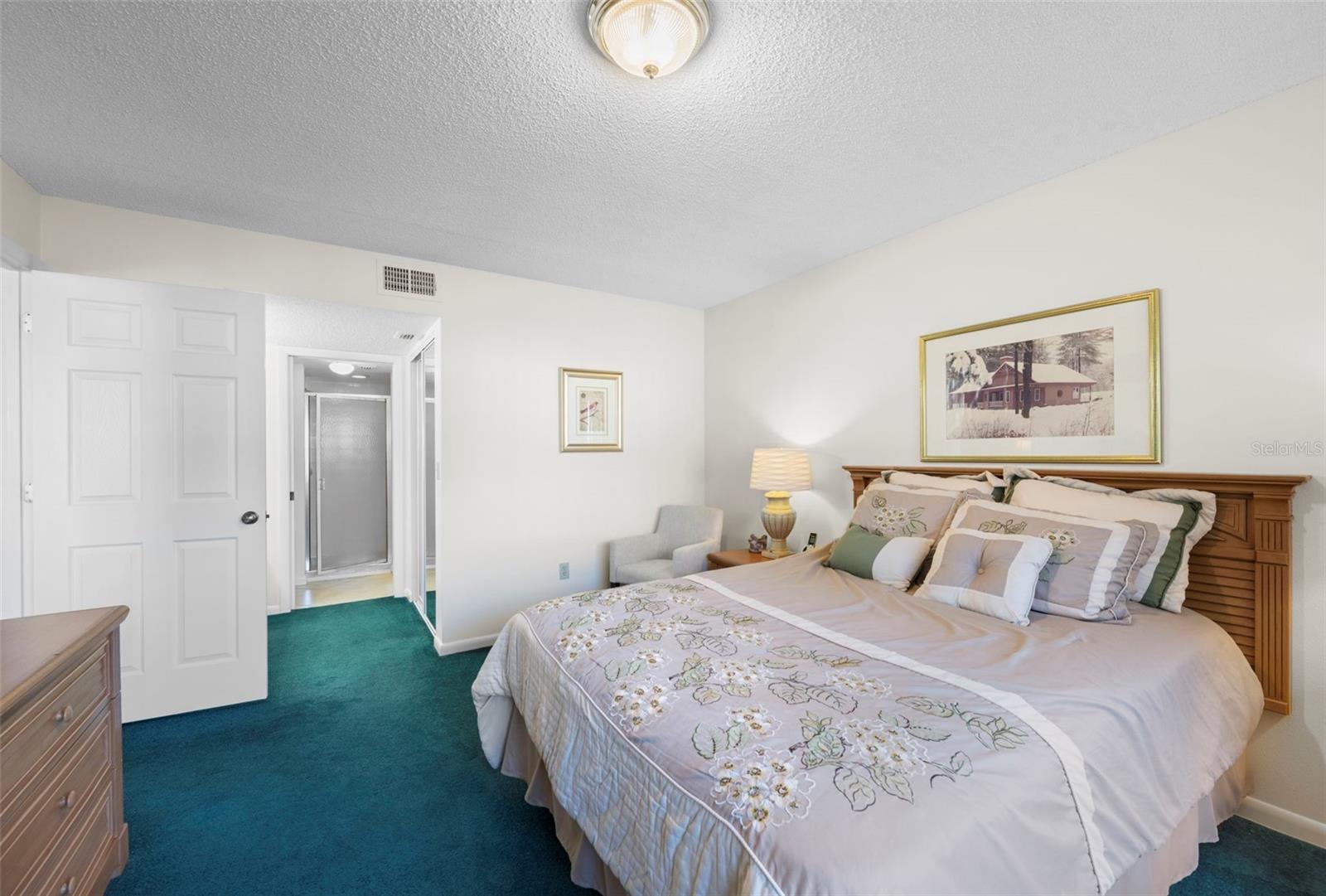 Image 9 of 35 For 4310 46 Ave Avenue W 103