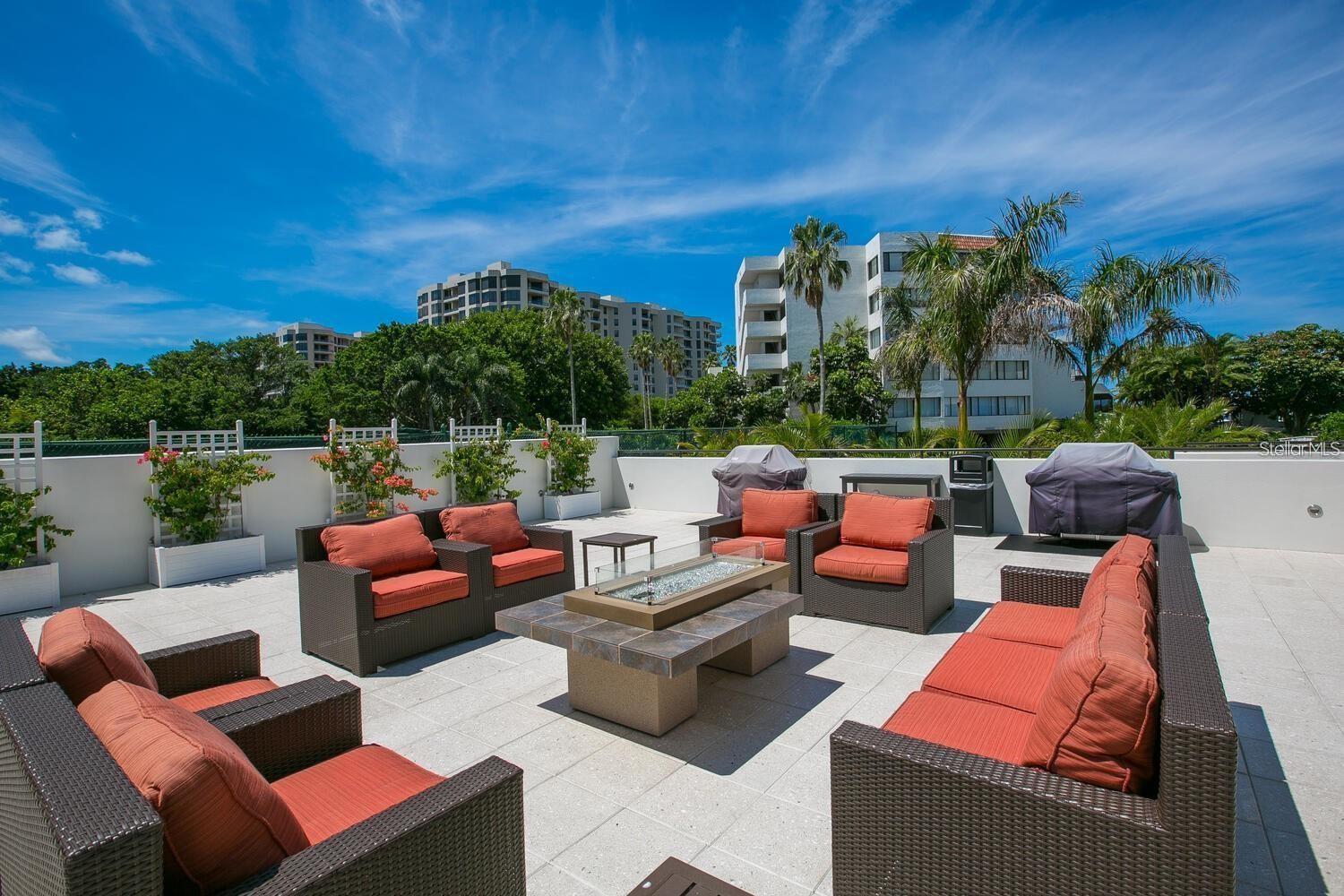 Image 43 of 44 For 1485 Gulf Of Mexico Drive 303