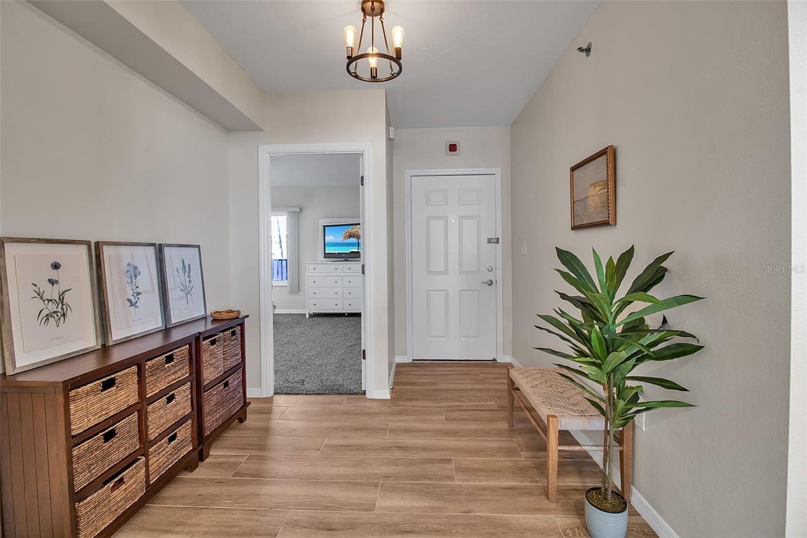 Image 5 of 44 For 1485 Gulf Of Mexico Drive 303