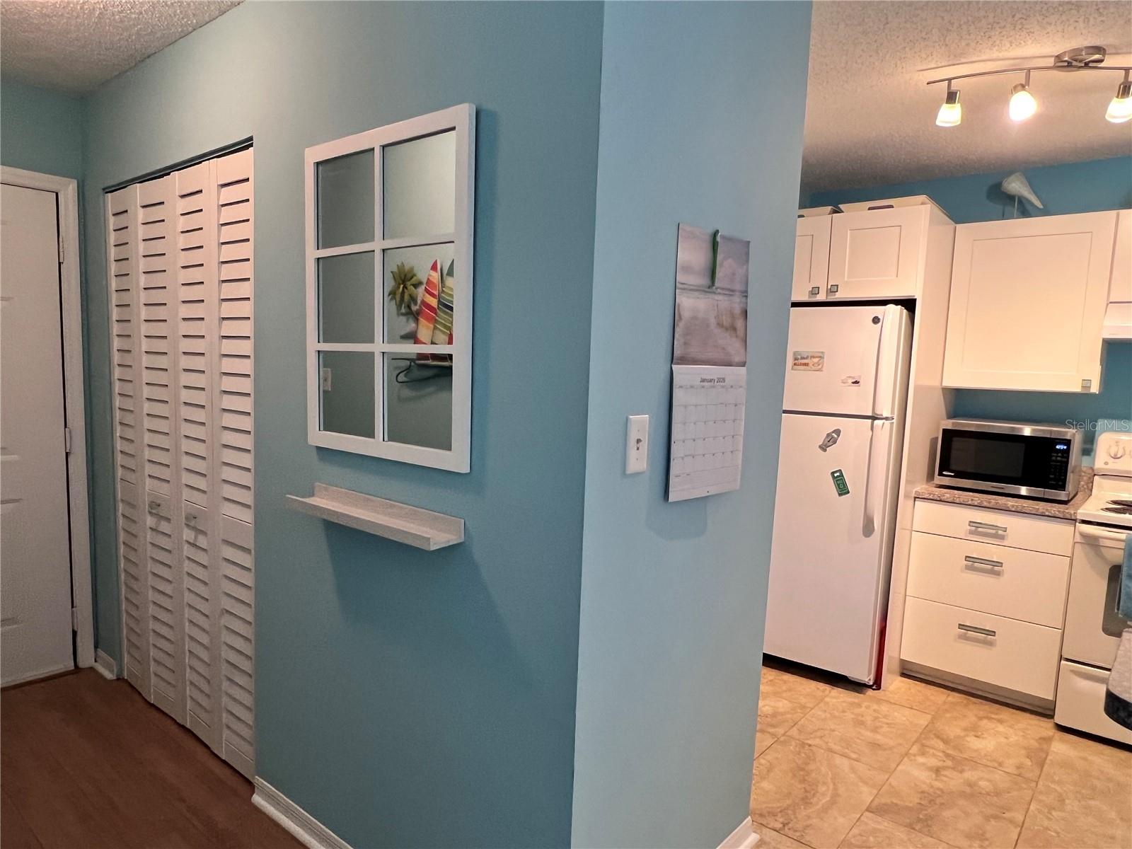 Image 21 of 44 For 4040 Crockers Lake Boulevard 1717